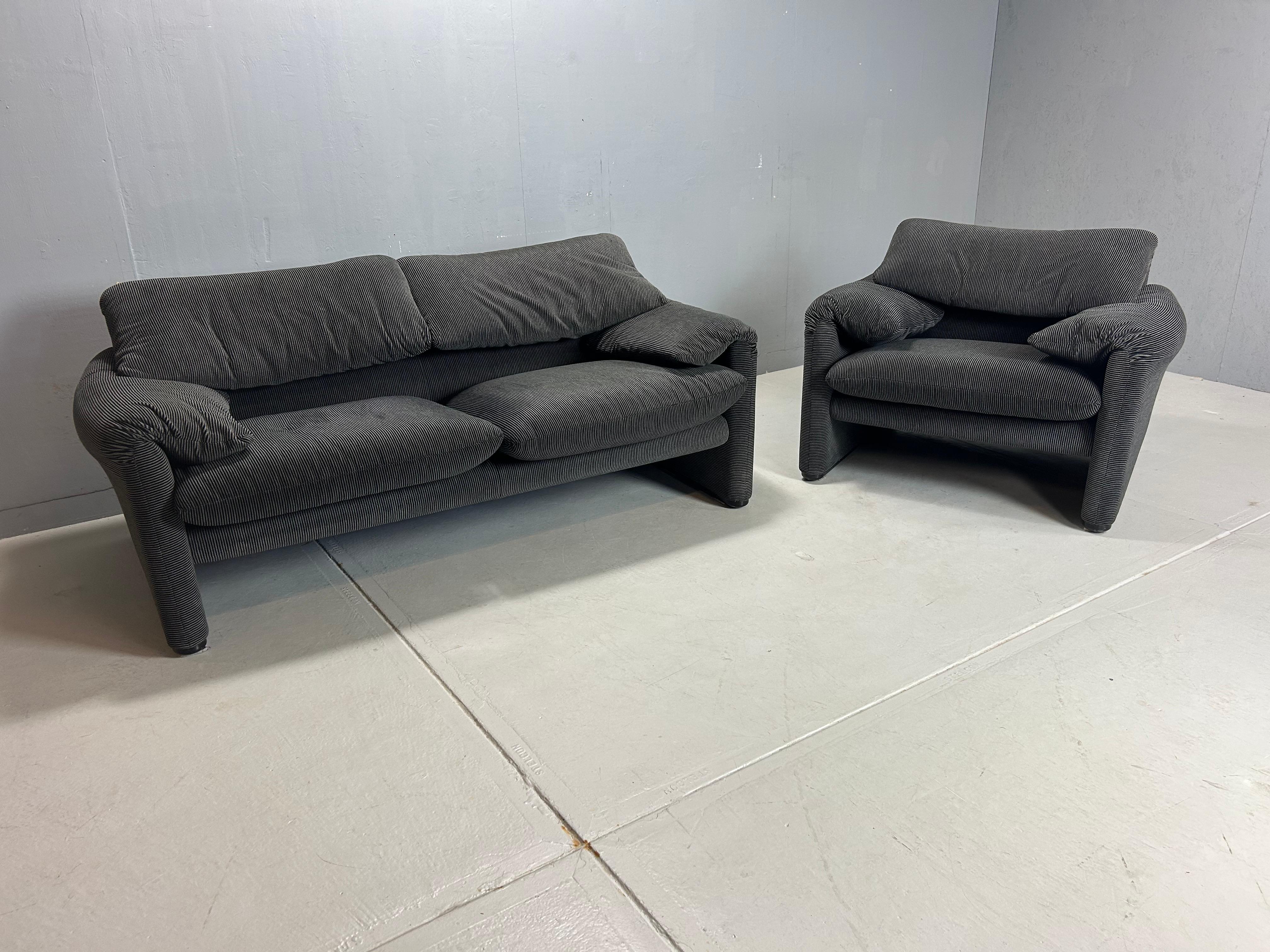 Cuir Vico Magistretti Chaise longue en tissu original noir Maralunga pour Cassina, années 1980 en vente