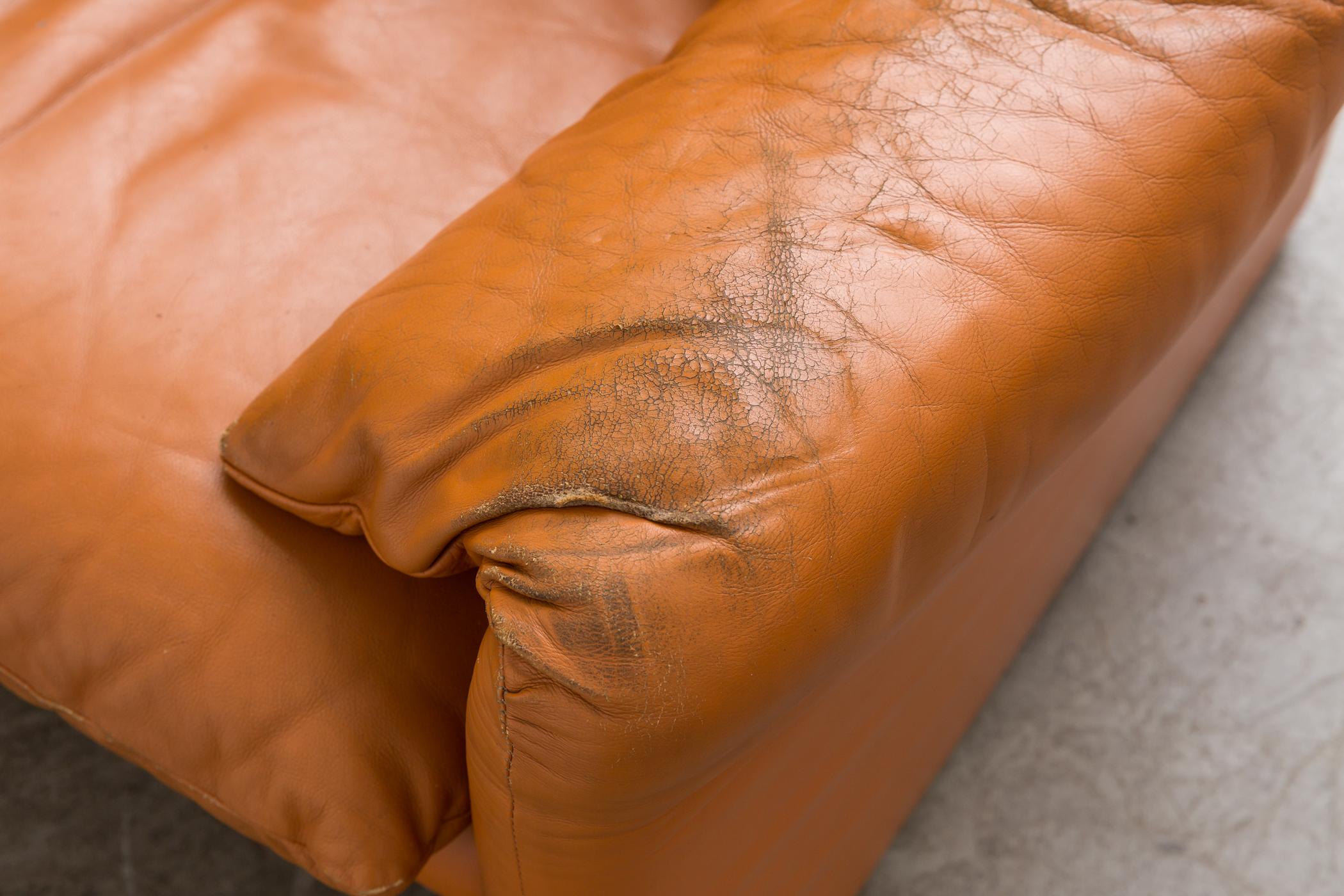 Vico Magistretti Maralunga Caramel Leather Loveseat 2