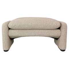 Vico Magistretti „Maralunga“ Fußhocker „Maralunga“ neu gepolstert für Cassina
