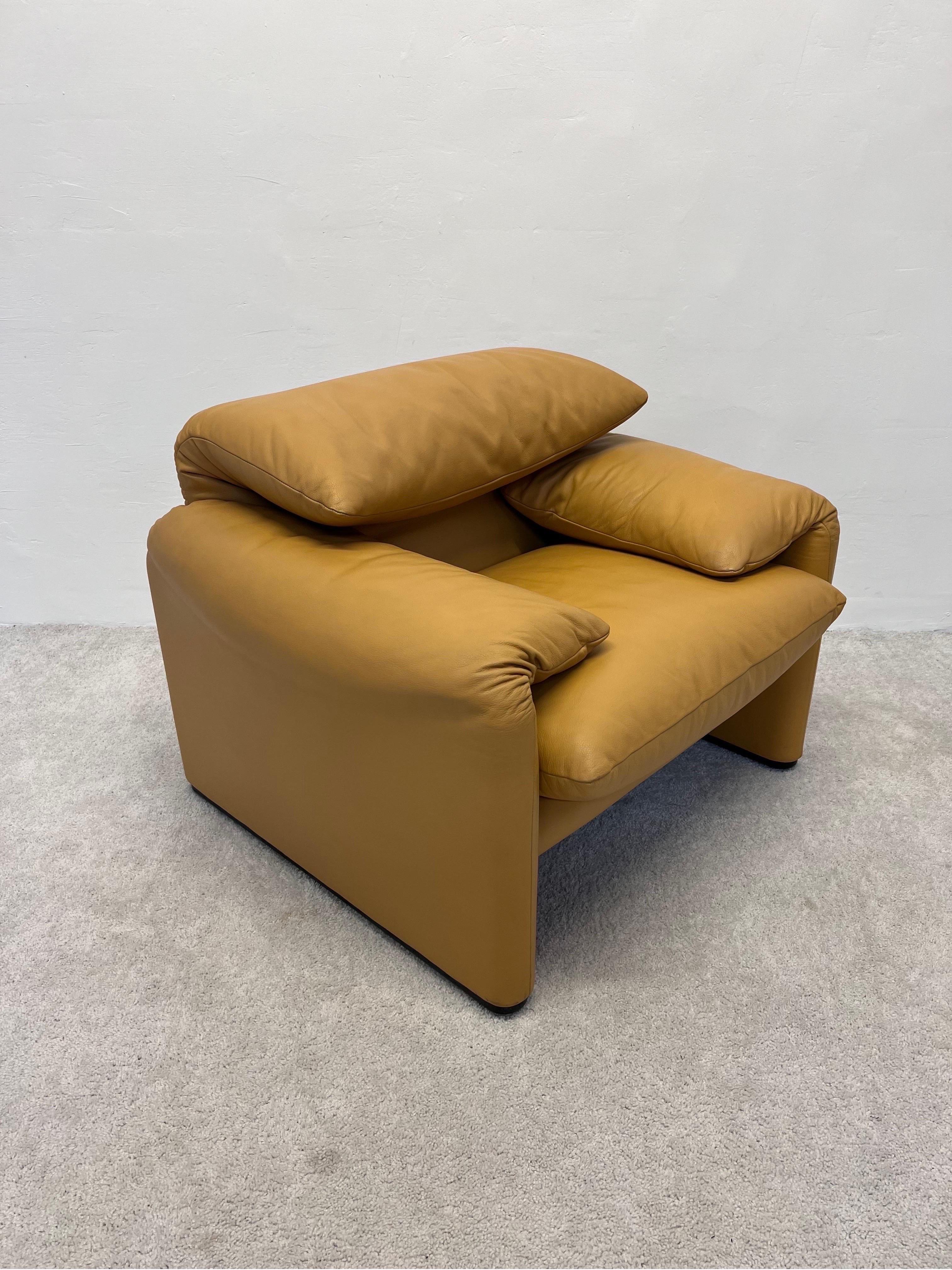 Italian Vico Magistretti Maralunga Leather Lounge Chair for Cassina, 1980s