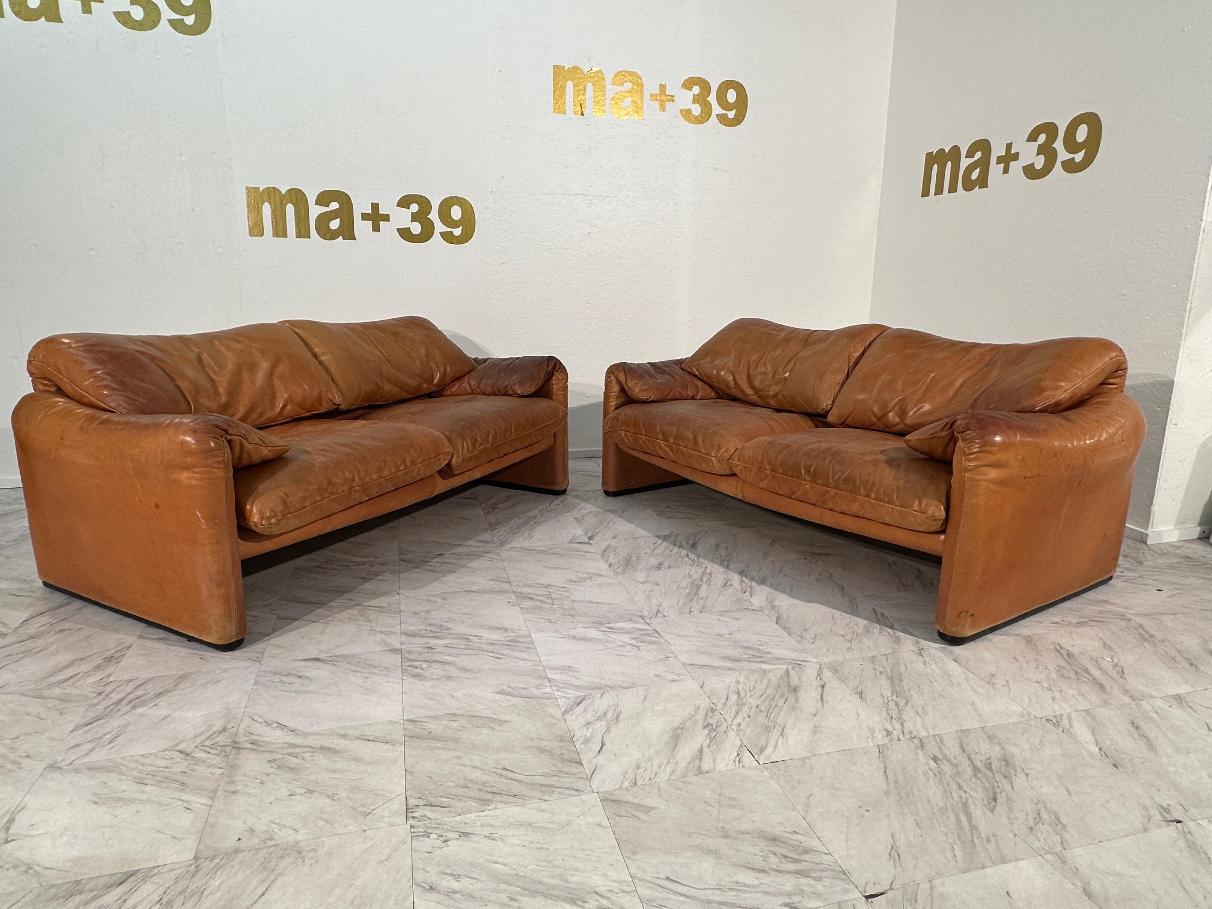 Late 20th Century Vico Magistretti Maralunga Leather Sofa by Cassina 1975 For Sale
