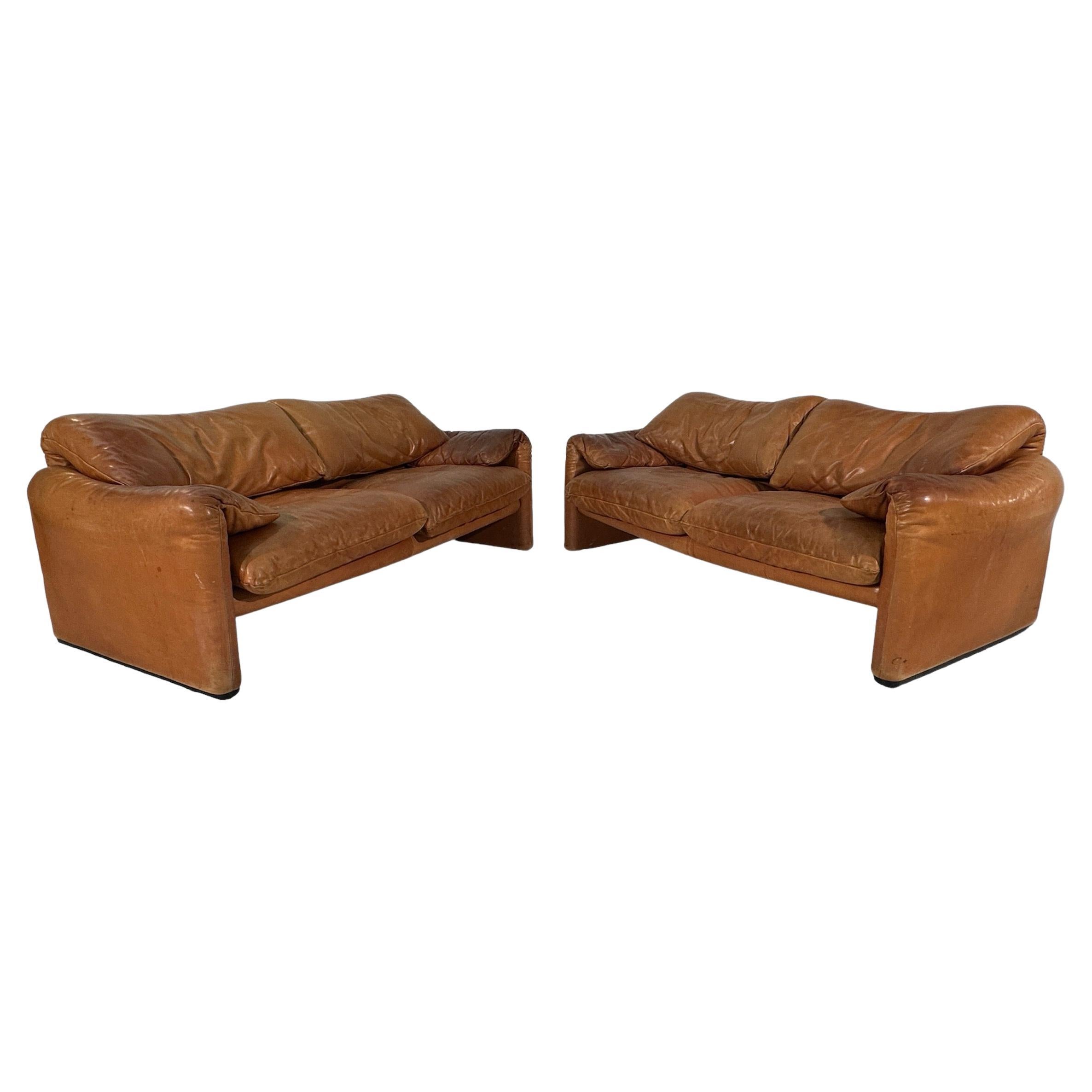 Vico Magistretti Maralunga Leather Sofa by Cassina 1975 For Sale