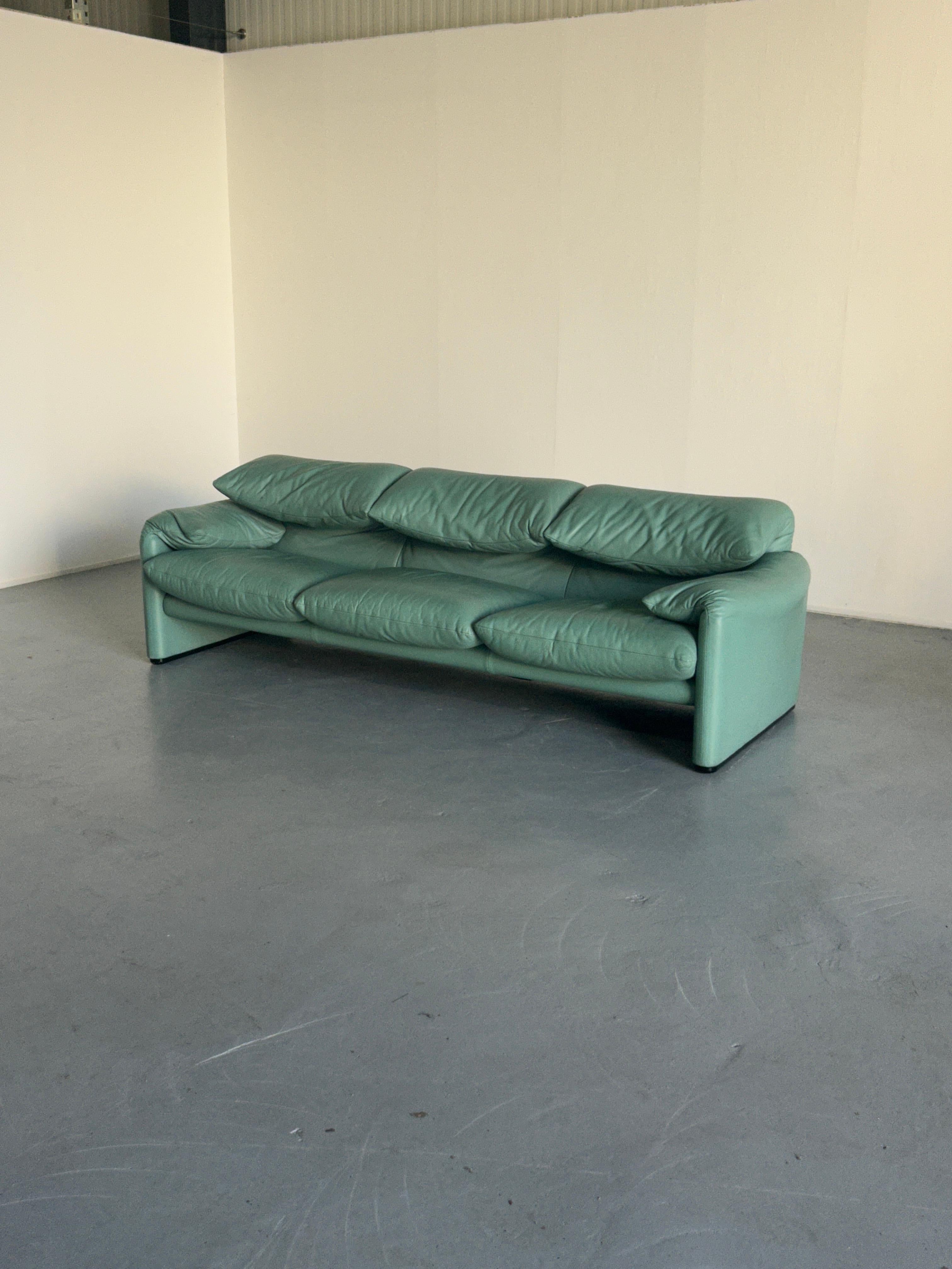 Mid-Century Modern  Vico Magistretti 'Maralunga' Mint Green Leather Sofa for Cassina, 1990s Italy
