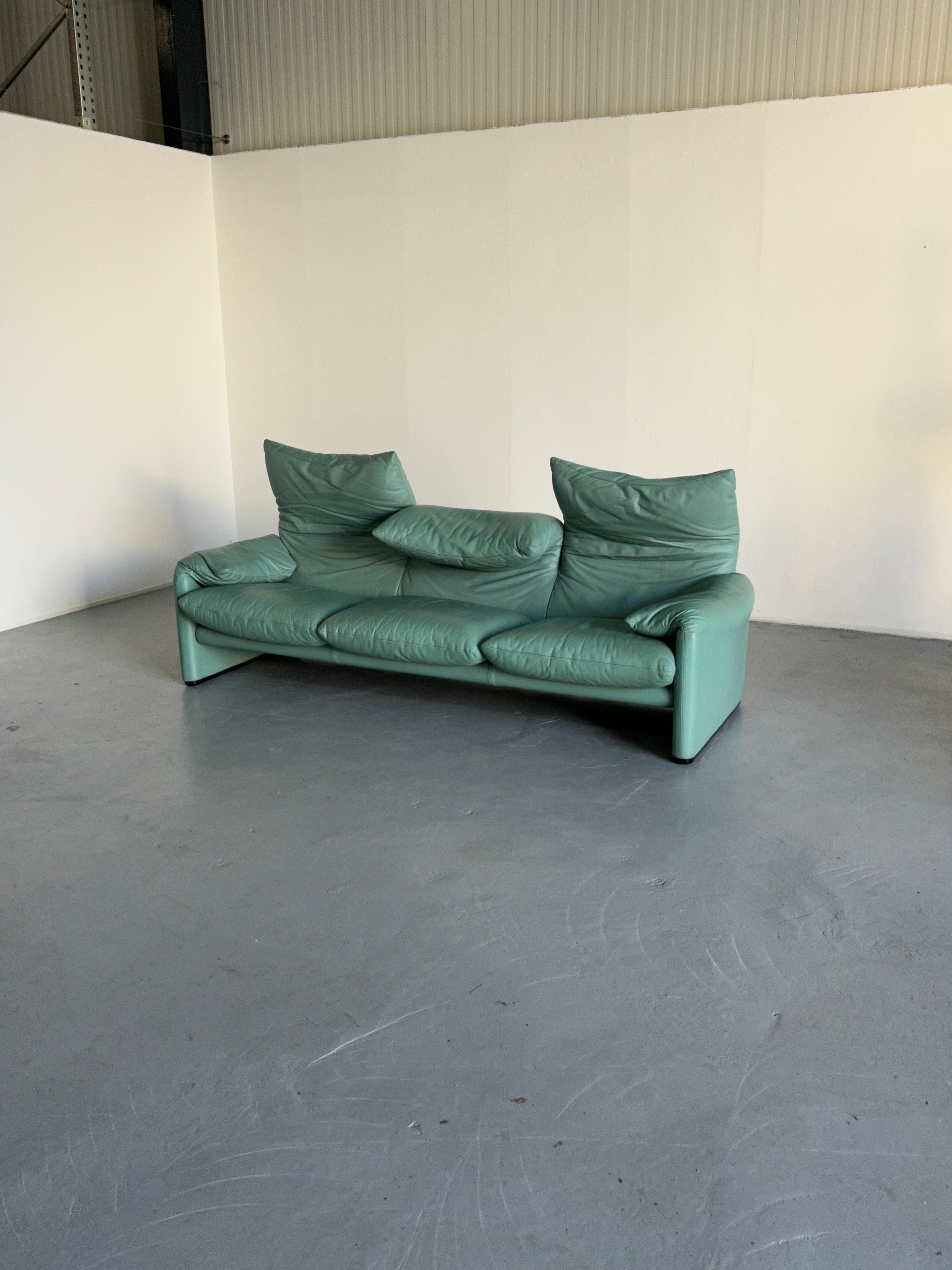 Late 20th Century  Vico Magistretti 'Maralunga' Mint Green Leather Sofa for Cassina, 1990s Italy