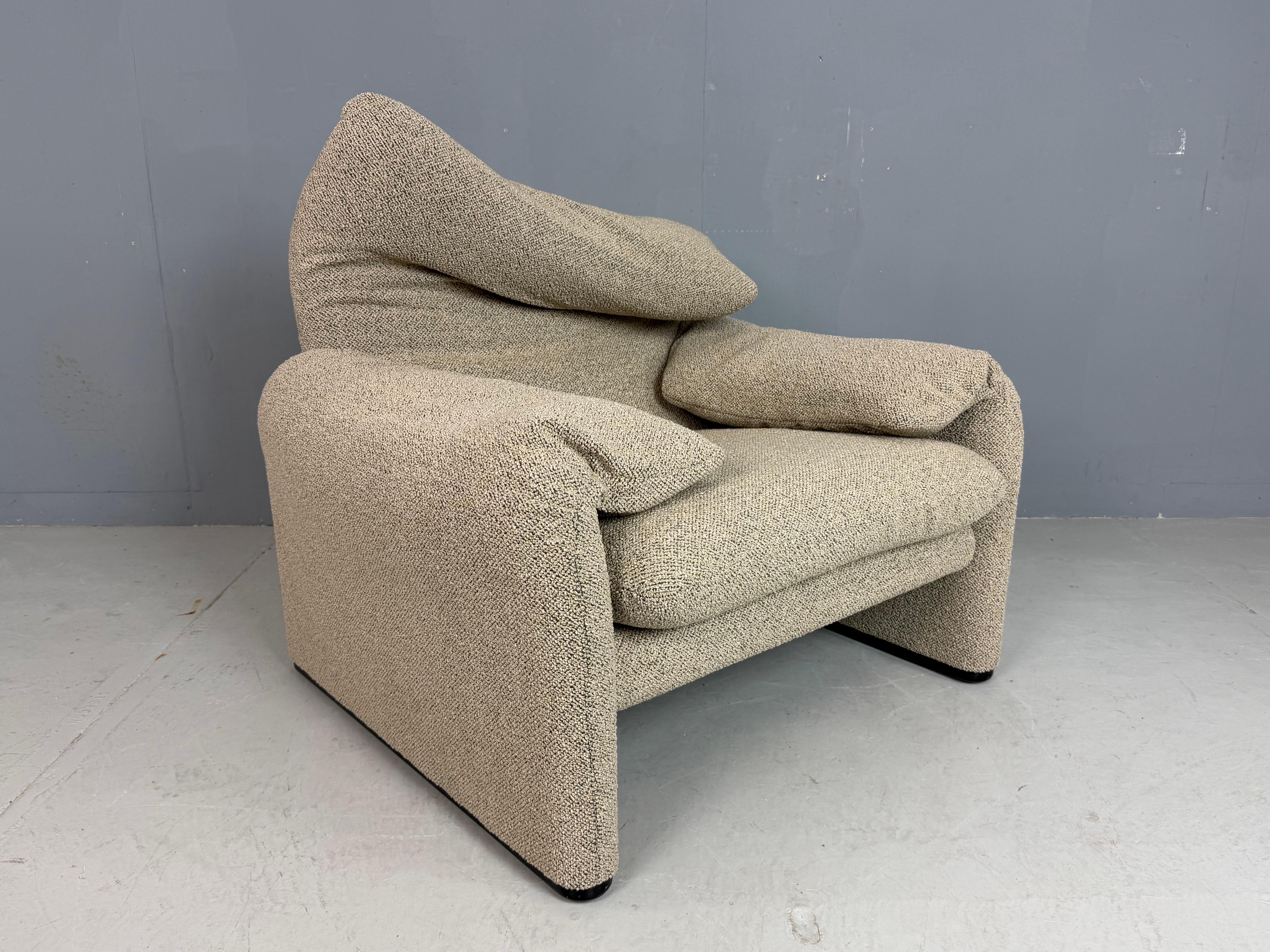 Silla de salón Vico Magistretti Maralunga retapizada para Cassina, años 80 en Bueno estado para la venta en The Hague, NL