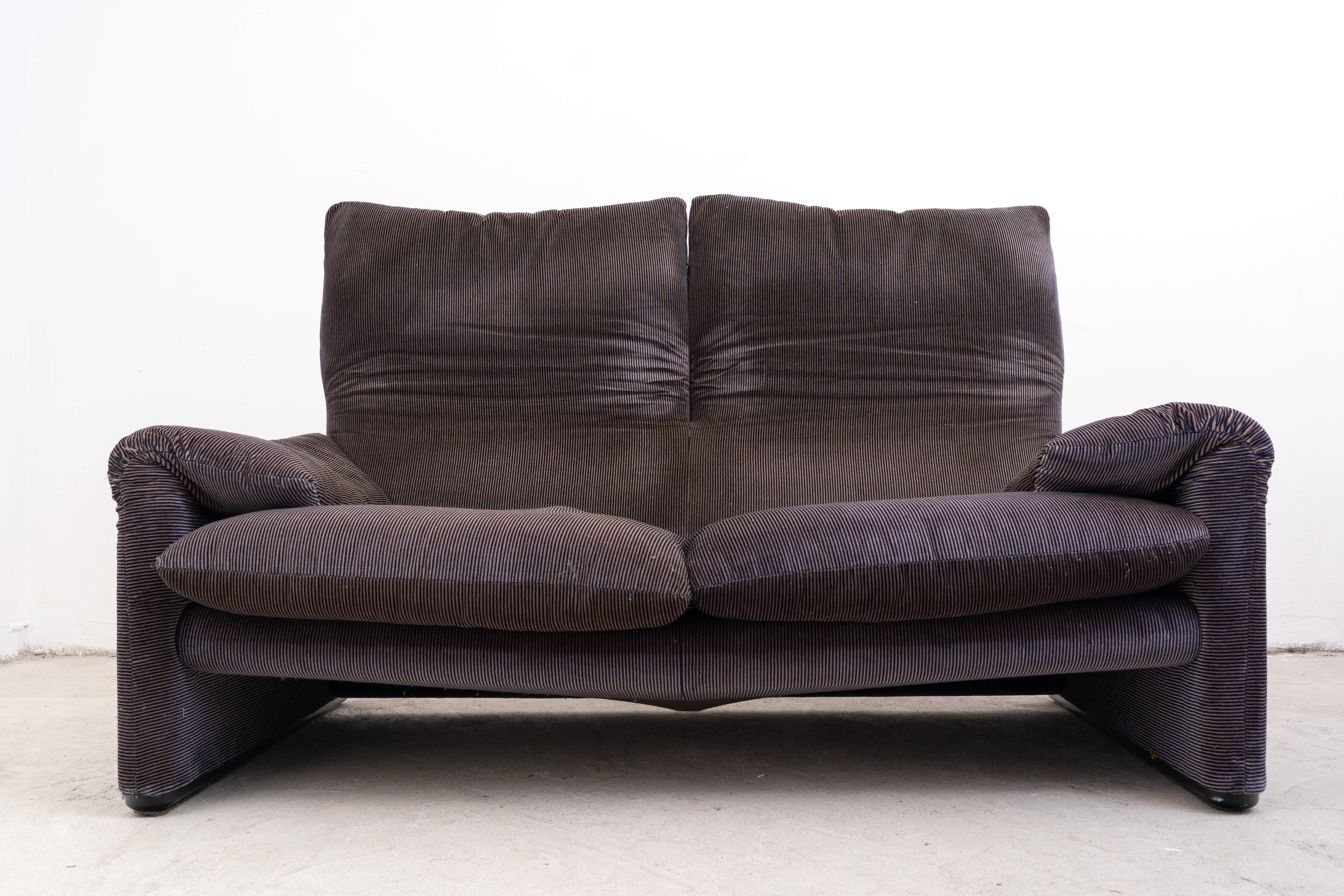 Vico Magistretti - Divano Maralunga - Cassina In condizioni discrete in vendita a Budapest, HU
