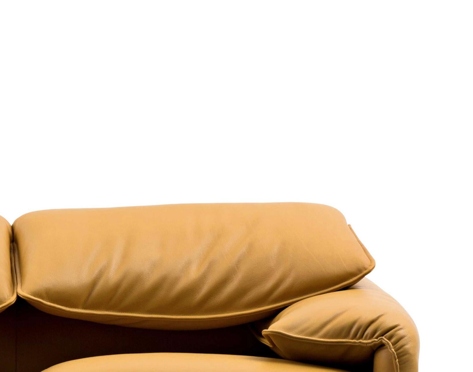 Fabric Vico Magistretti Maralunga Three - Seater Sofa For Cassina For Sale