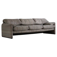 Vico Magistretti, Maralunga Three Seater Sofa for Cassina, Italian Modern, 1970s