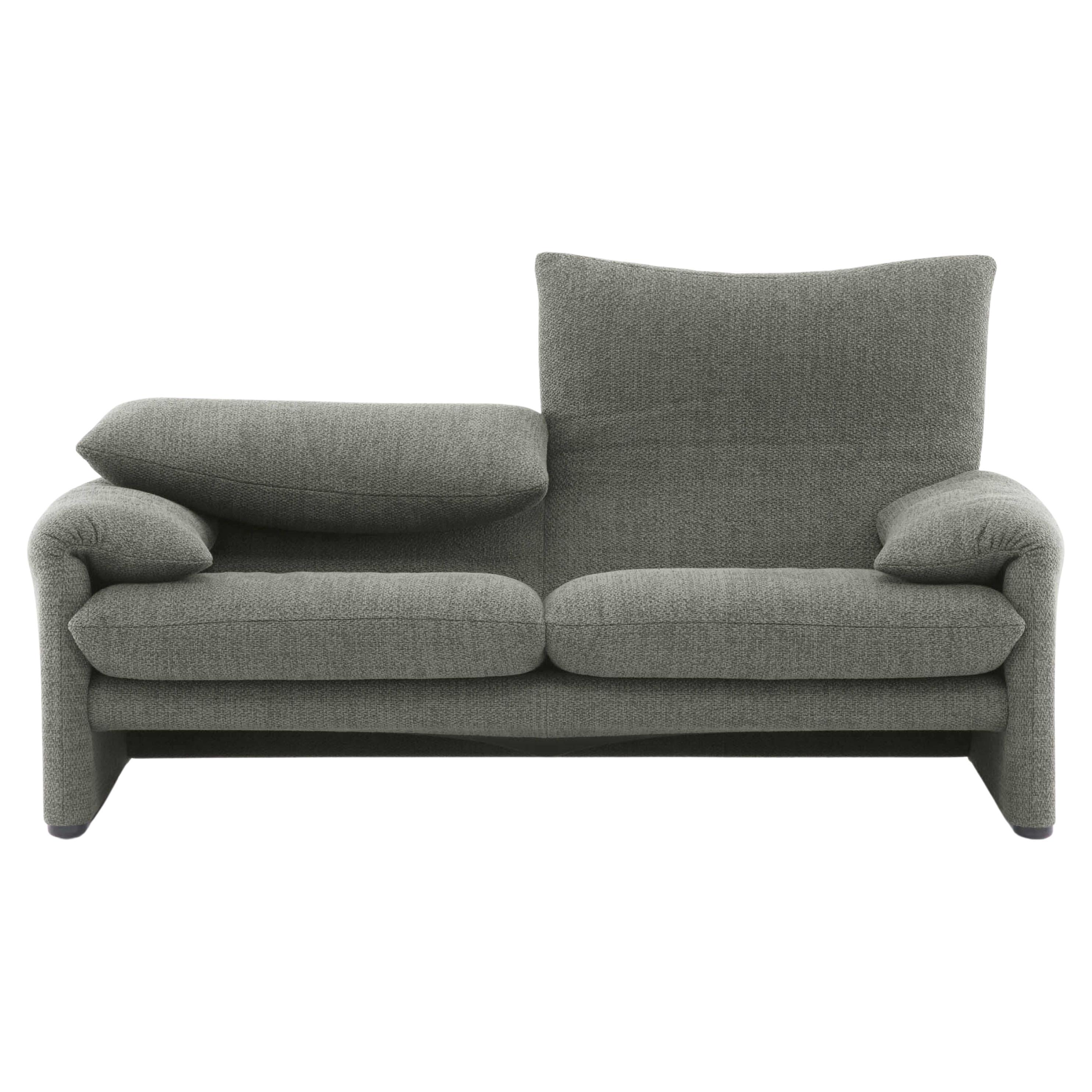 Vico Magistretti Maralunga Zweisitziges Sofa für Cassina (21. Jahrhundert und zeitgenössisch) im Angebot
