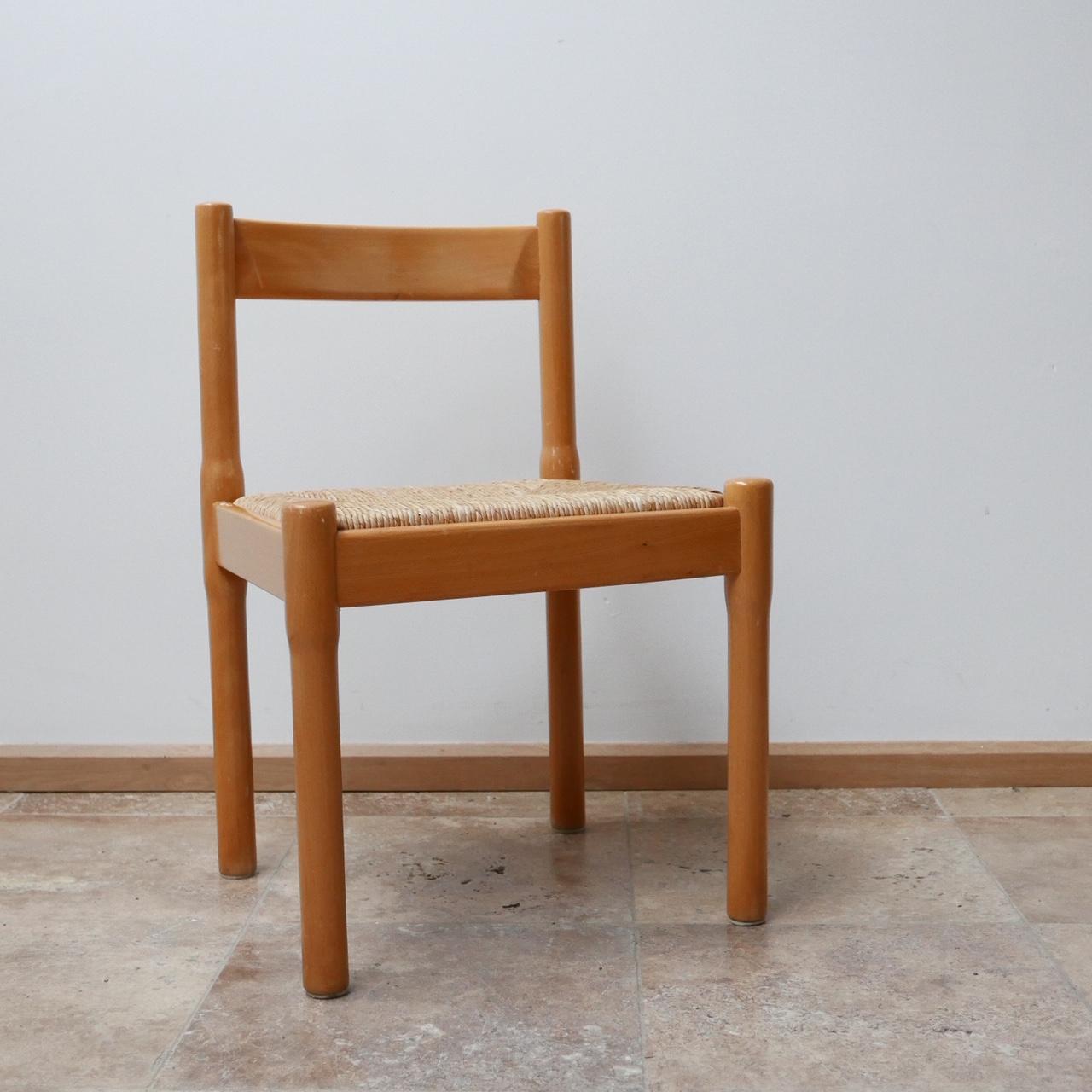 Vico Magistretti Midcentury Italian Carimate Dining Chairs '4' In Good Condition In London, GB