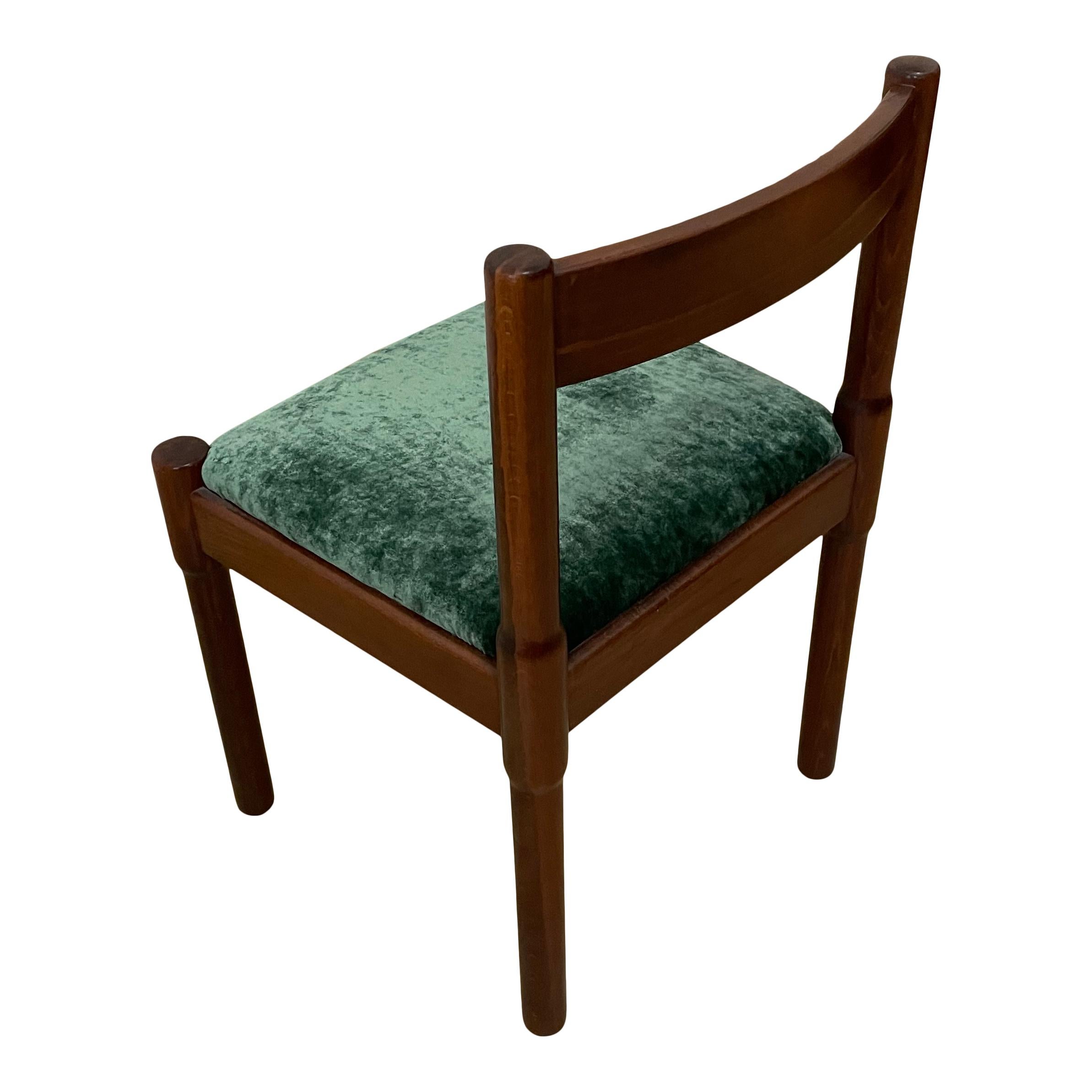 Vico Magistretti Midcentury “Carimate” Dining Chair for Cassina, 1963, Set of 10 For Sale 1