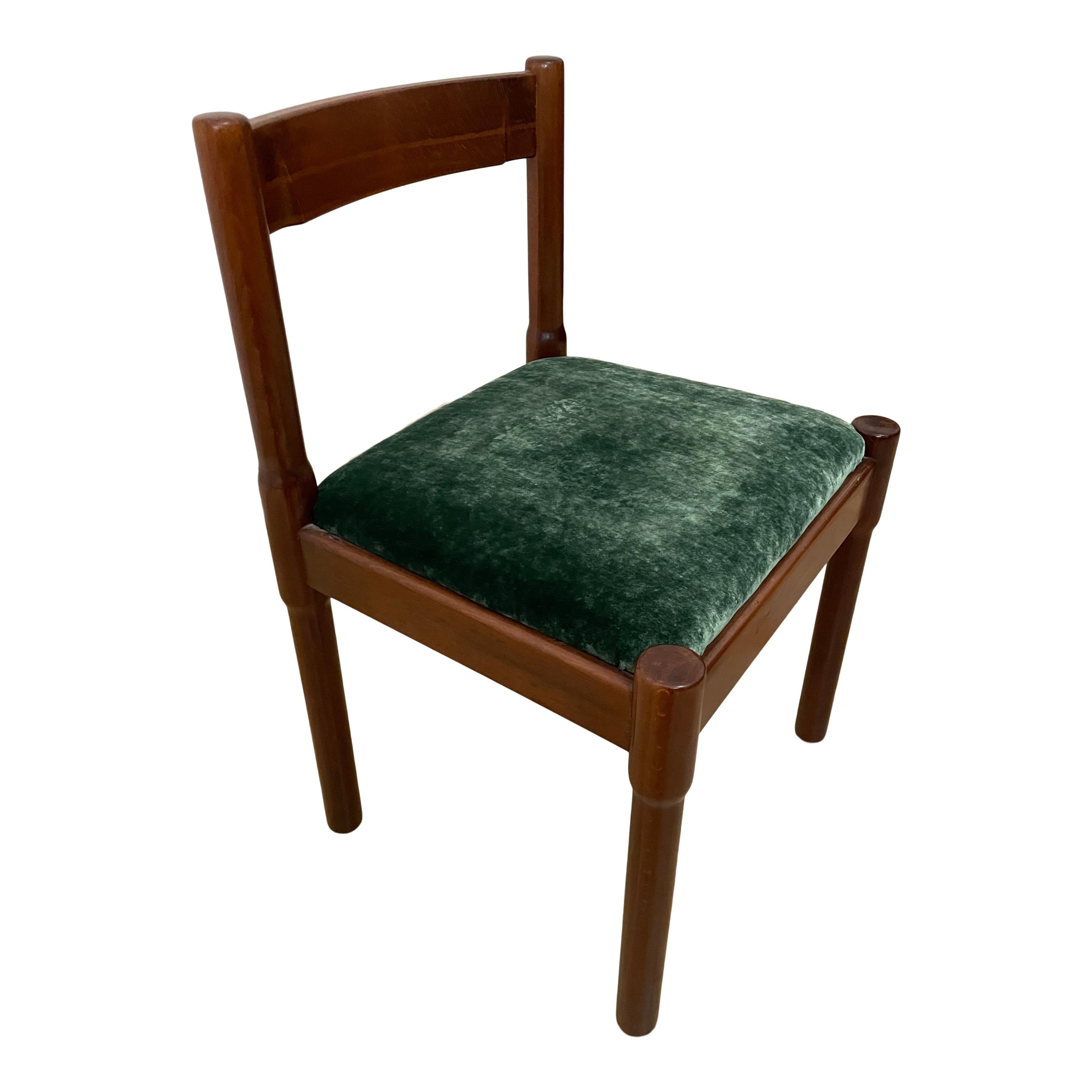 Vico Magistretti Midcentury “Carimate” Dining Chair for Cassina, 1963, Set of 10 For Sale 2