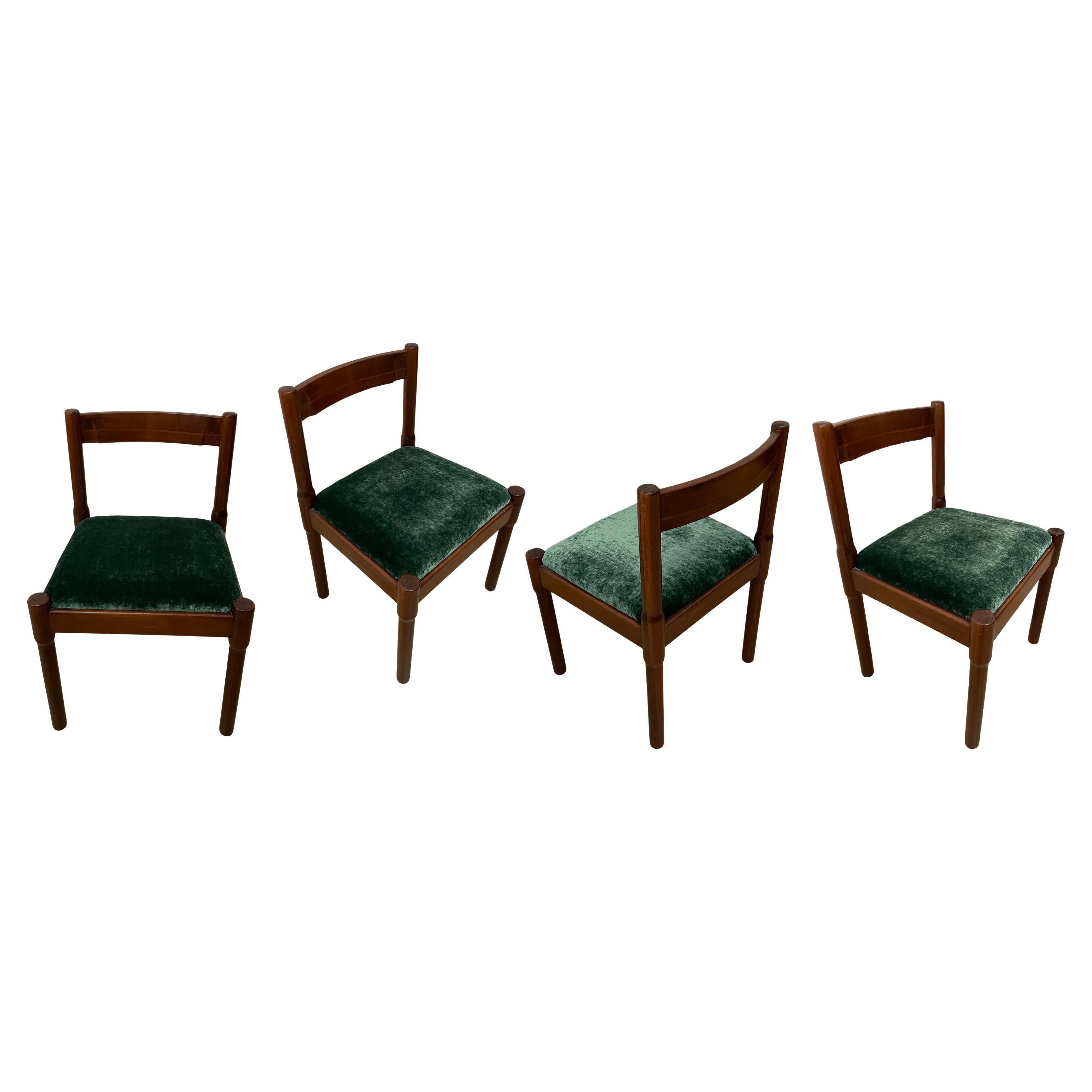 Vico Magistretti Midcentury “Carimate” Dining Chair for Cassina, 1963, Set of 4 For Sale