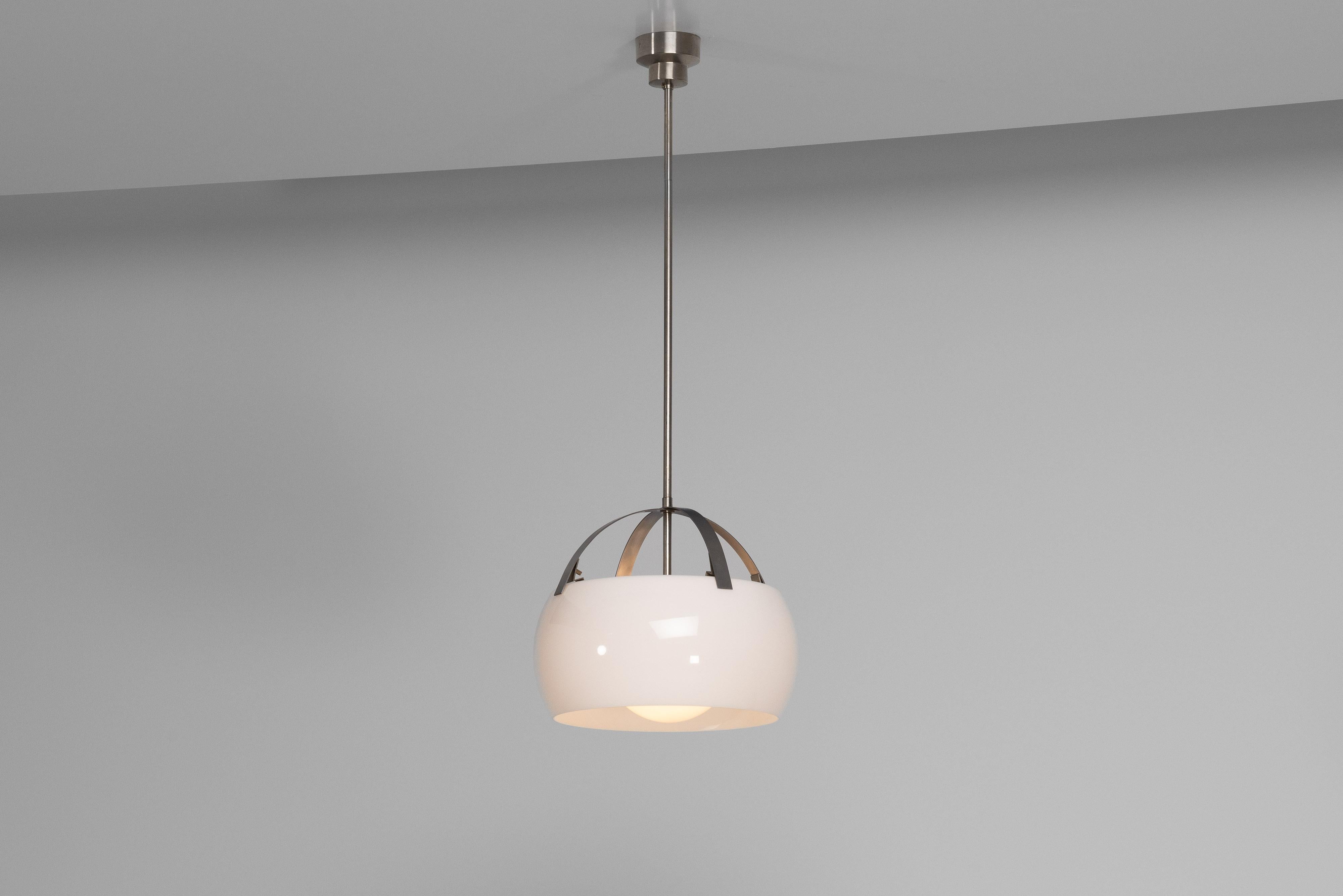 Vico Magistretti Lámparas Omega de Artemide Italia 1967 en venta 3