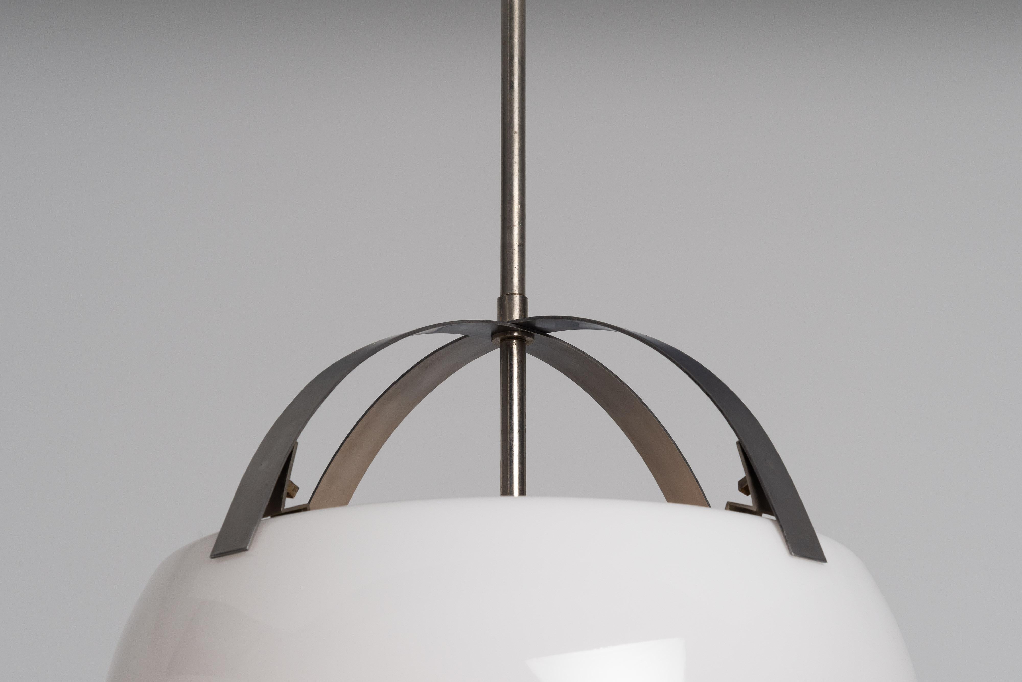 Vico Magistretti Lámparas Omega de Artemide Italia 1967 mediados del siglo XX en venta
