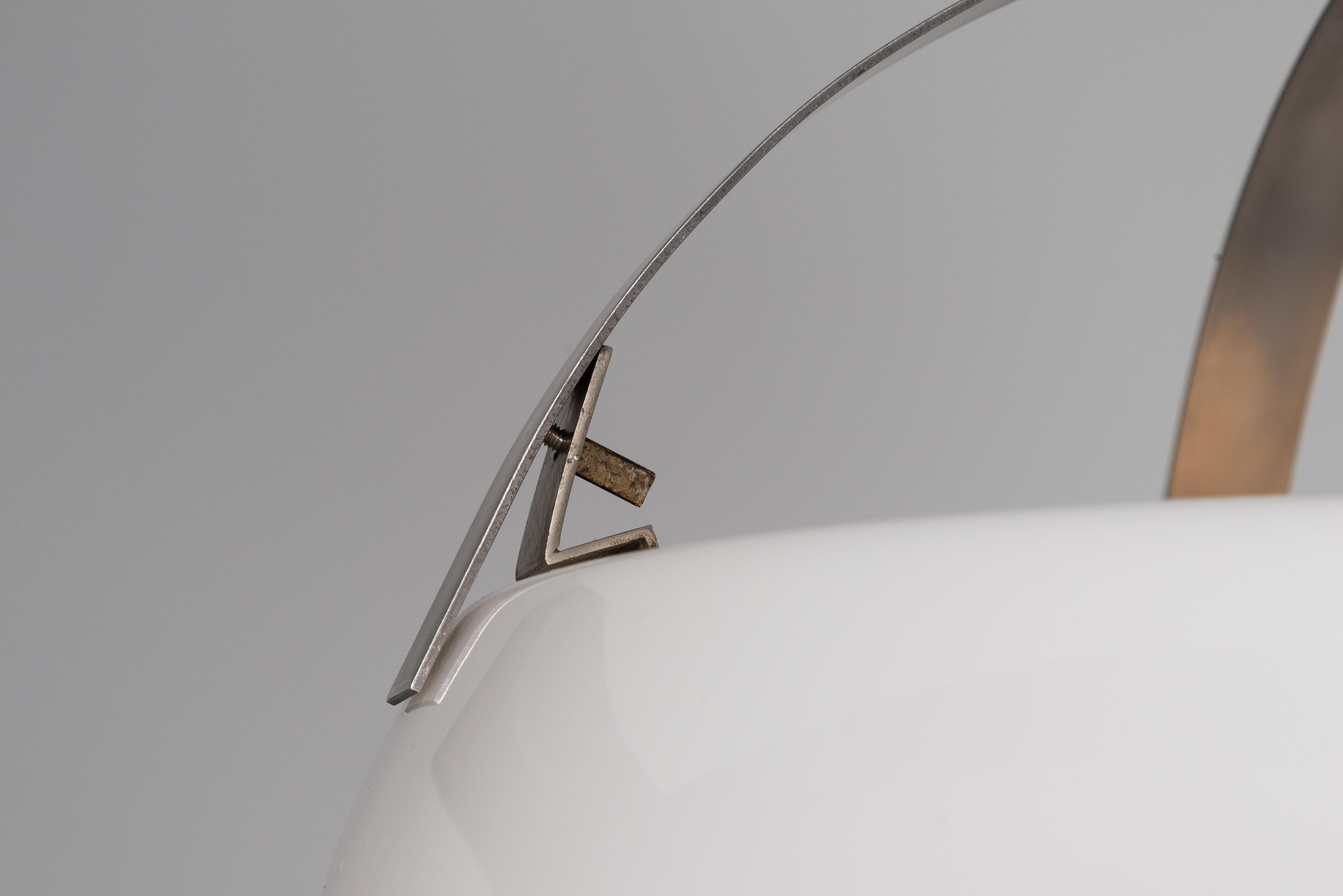 Vico Magistretti Lámparas Omega de Artemide Italia 1967 Acero en venta