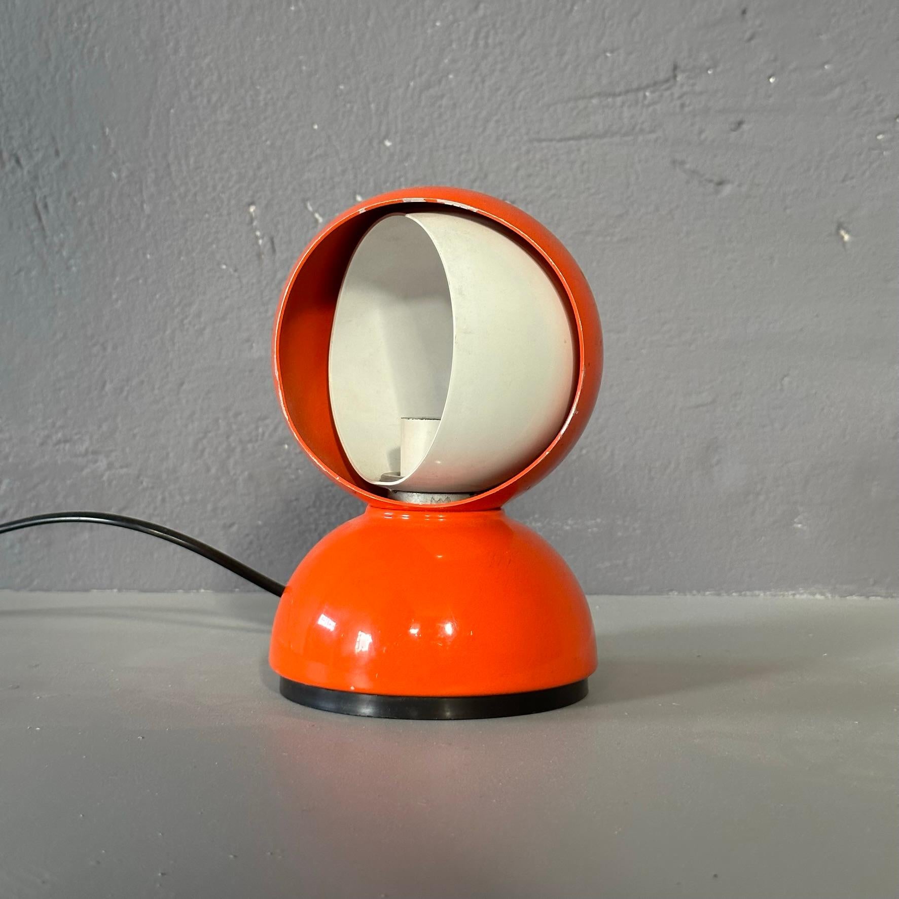 Mid-Century Modern Vico Magistretti orange Eclisse Table Lamp, first edition for Artemide 1967