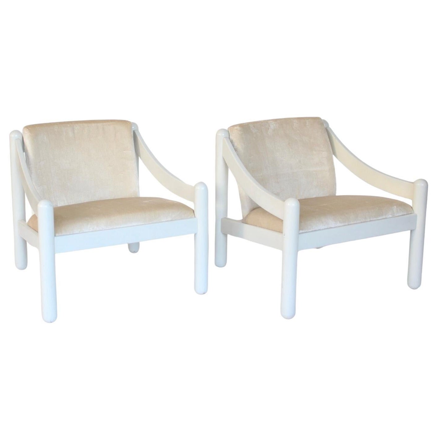 Vico Magistretti Pair of Carimate Lounge Chairs for Cassina