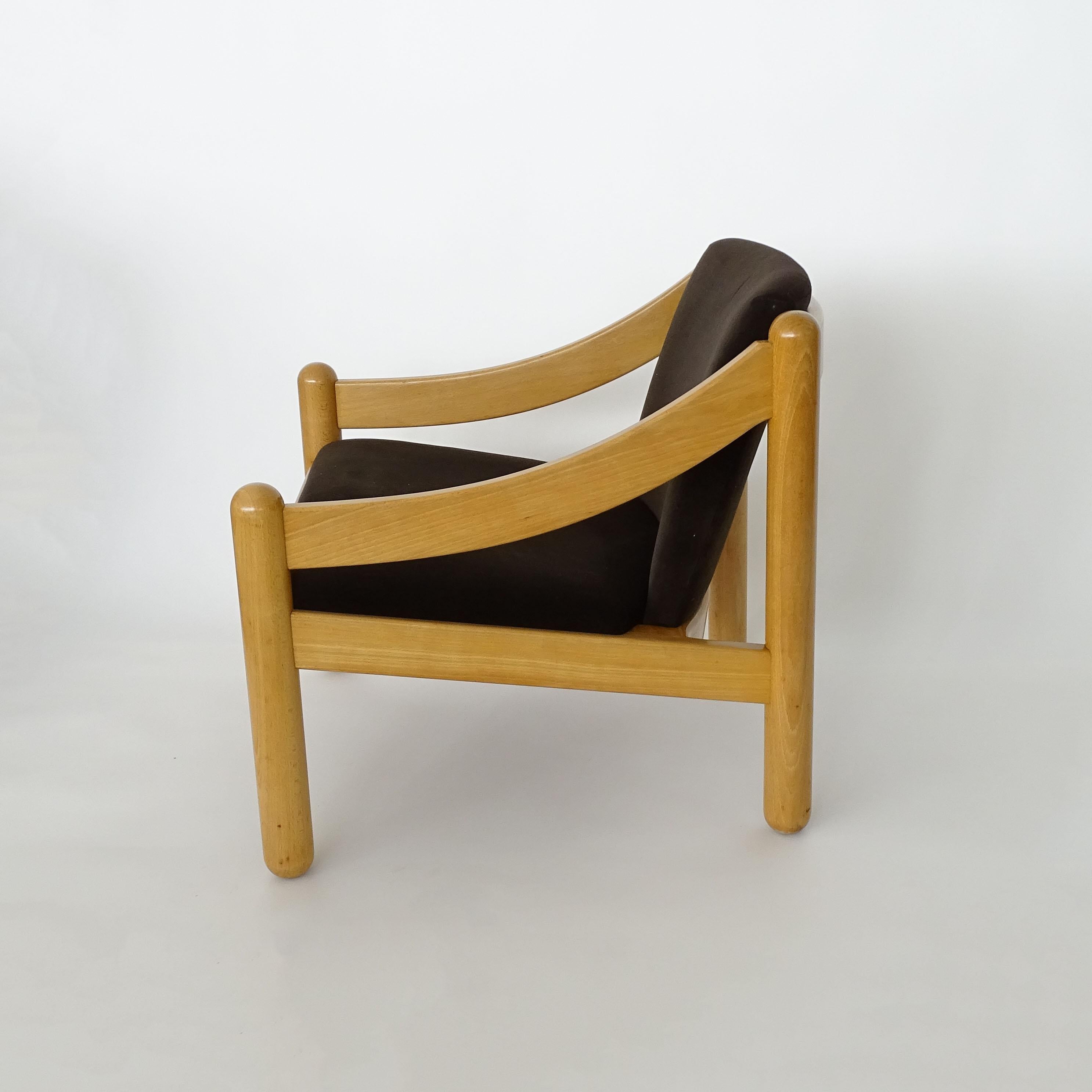 Mid-Century Modern Vico Magistretti pair of Carimate lounge chairs for Cassina, Italy 1960s For Sale