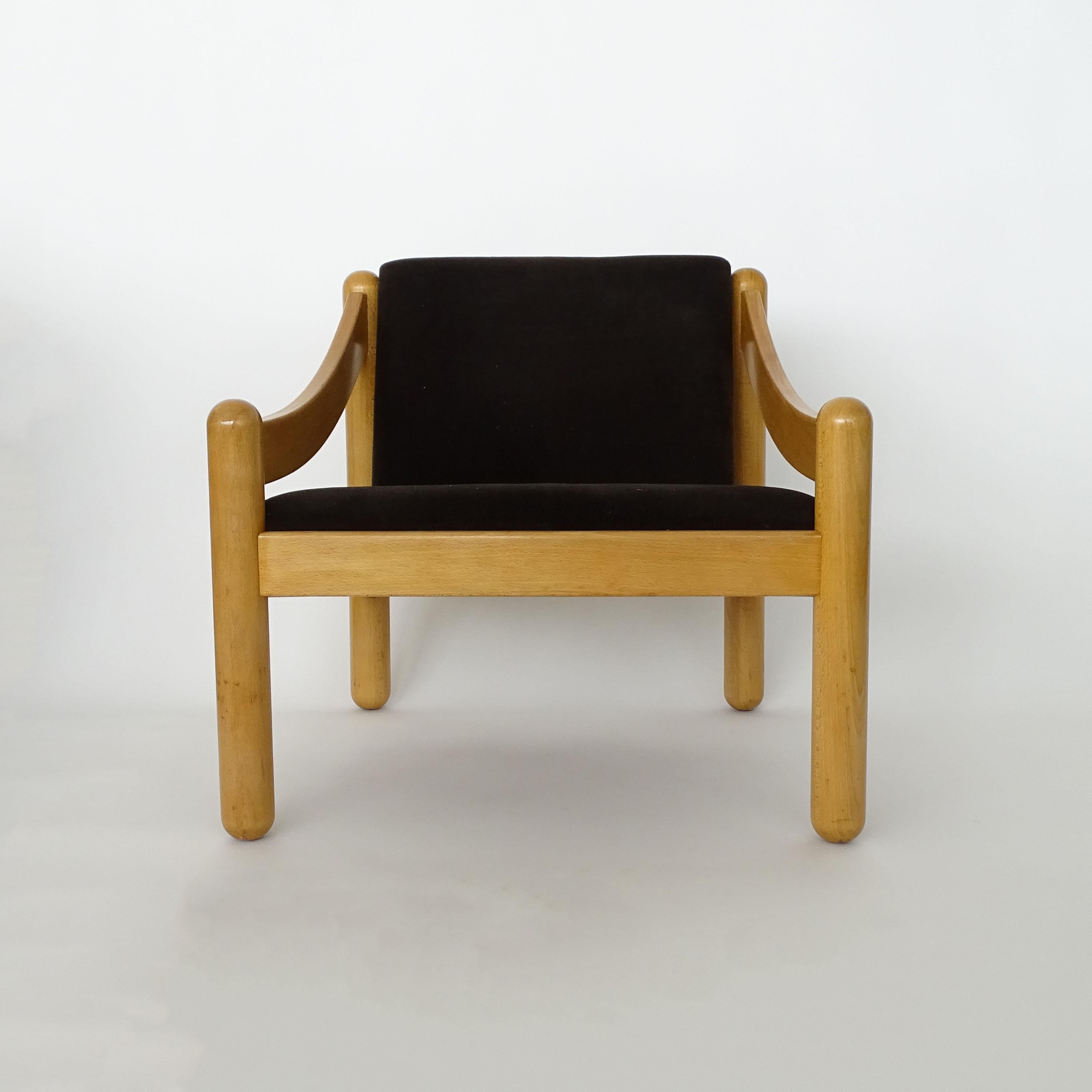 Mid-20th Century Vico Magistretti pair of Carimate lounge chairs for Cassina, Italy 1960s For Sale