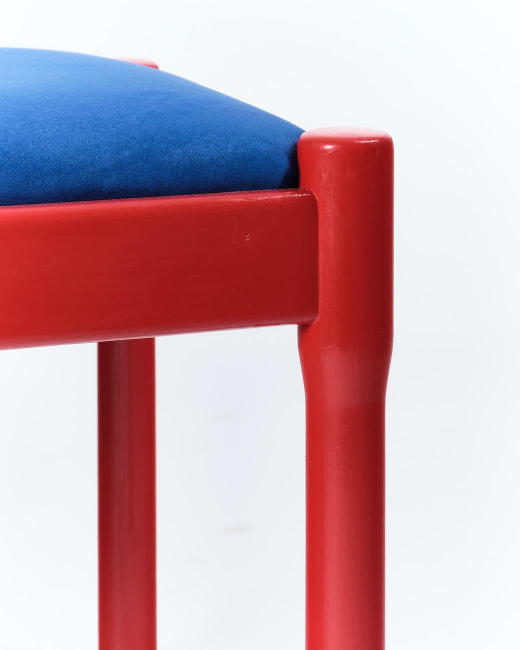 Fabric Vico Magistretti, Pair of stools For Sale