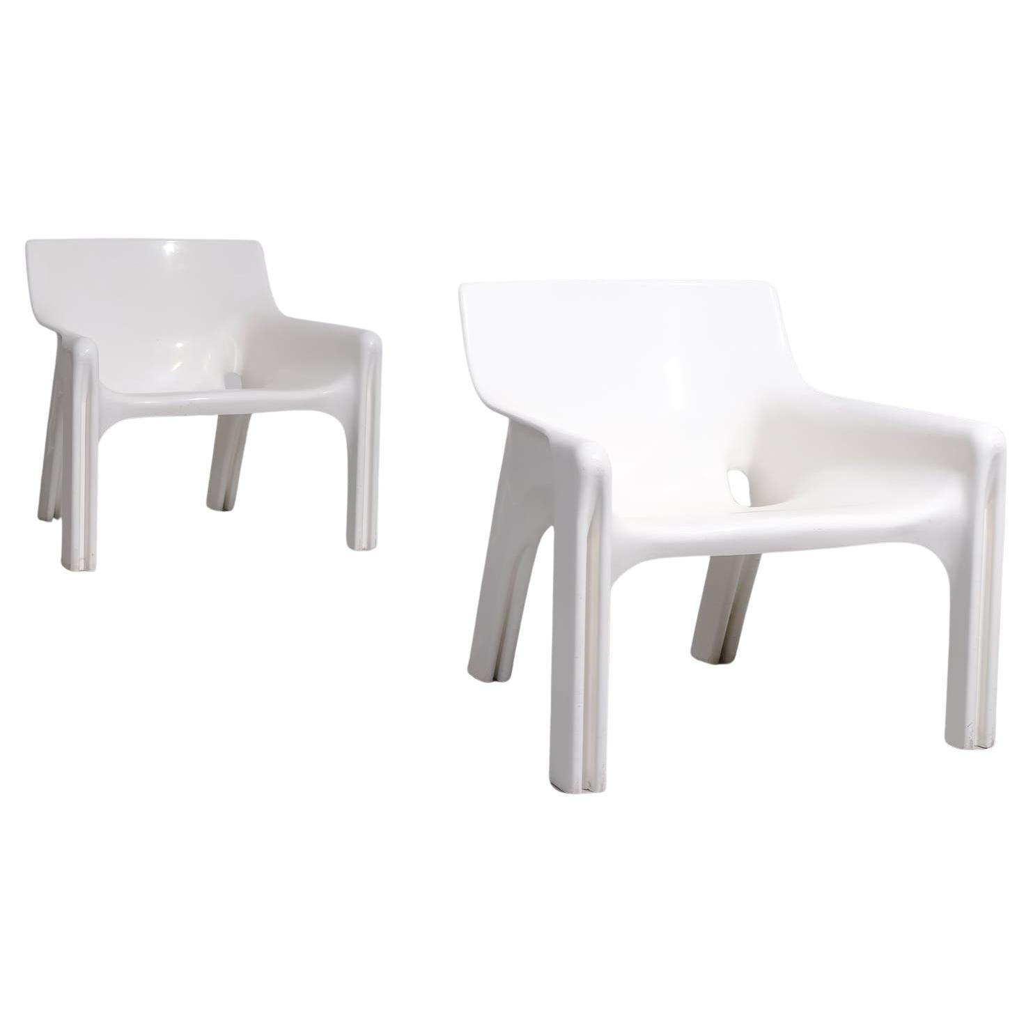 Vico Magistretti Pair of White 'Vicario' Lounge Chairs For Artemide
