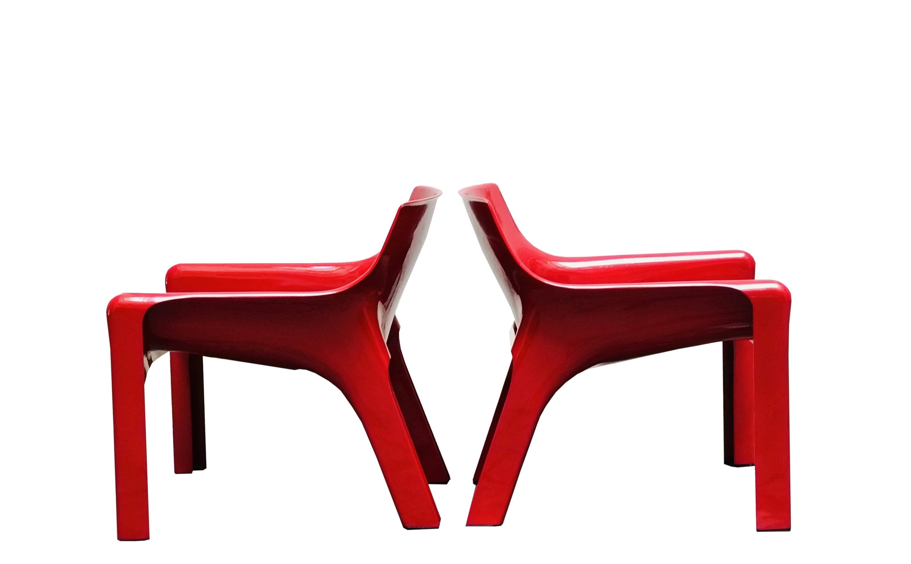 Late 20th Century Vico Magistretti for Artemide Pair of Red Vicario Chairs, Italy 1970s For Sale