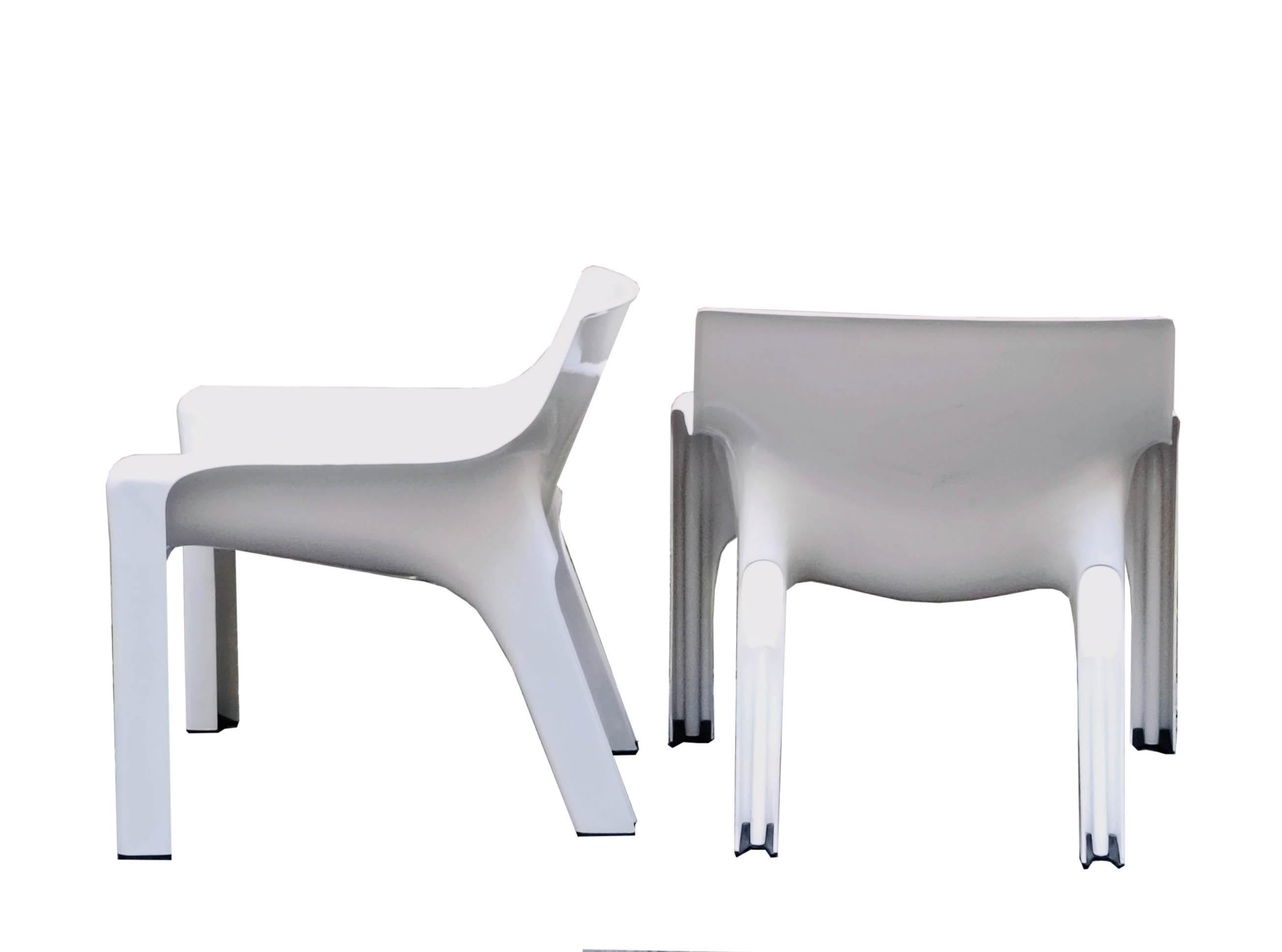 Vico Magistretti for Artemide Sedie Bianche 
