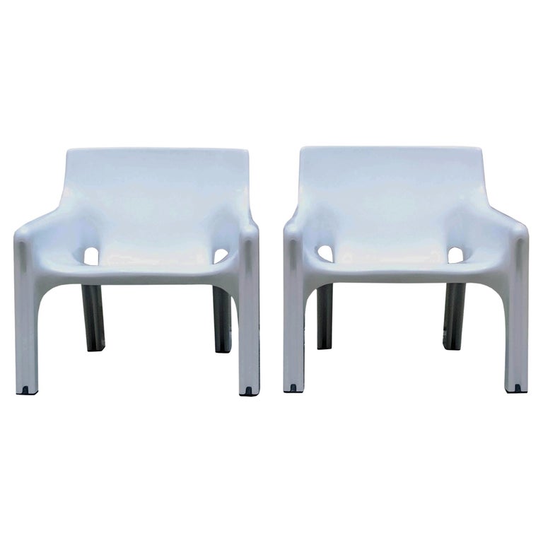 Vico Magistretti for Artemide Sedie Bianche 