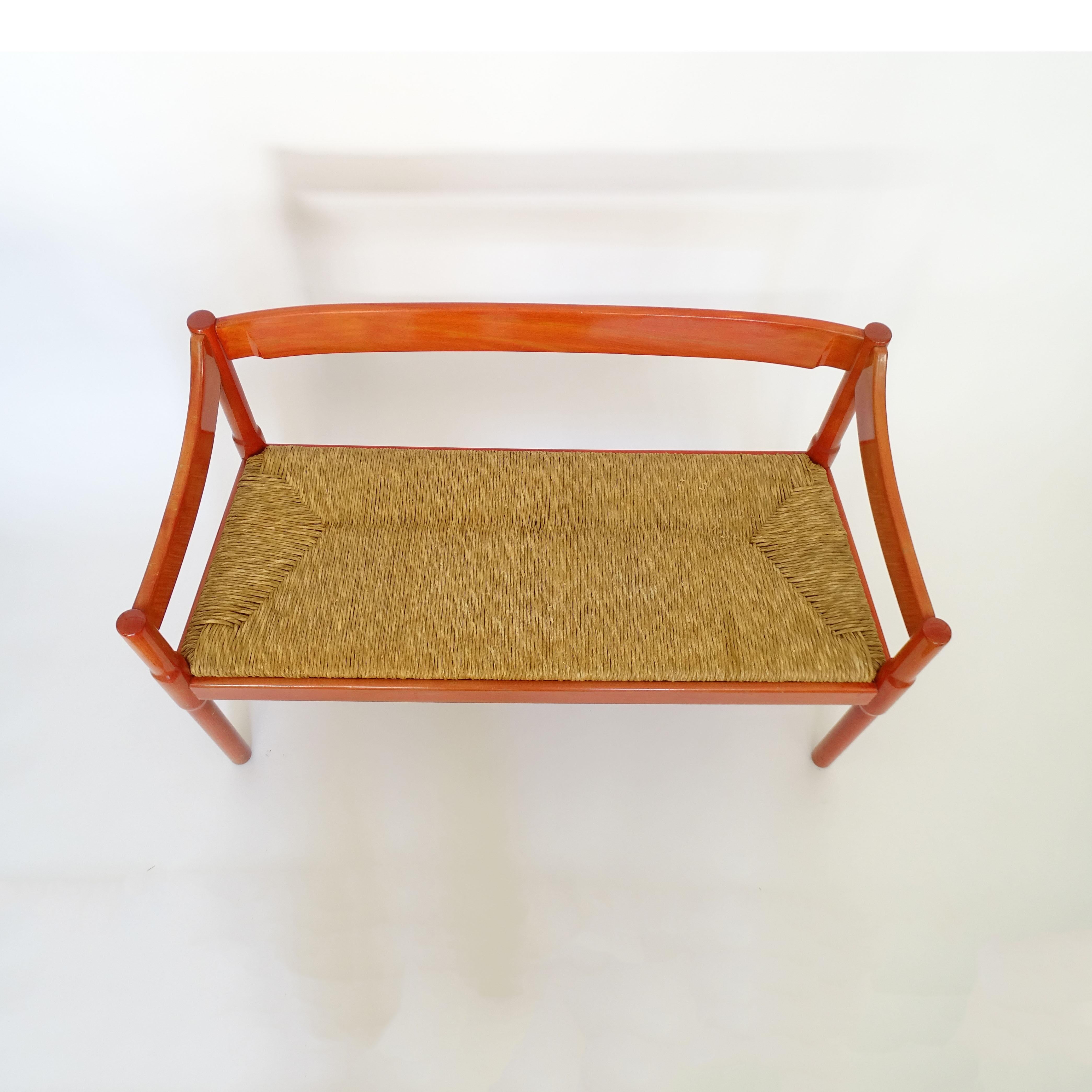 Mid-Century Modern Banc en carimate rouge de Vico Magistretti pour Cassina, Italie 1958 en vente