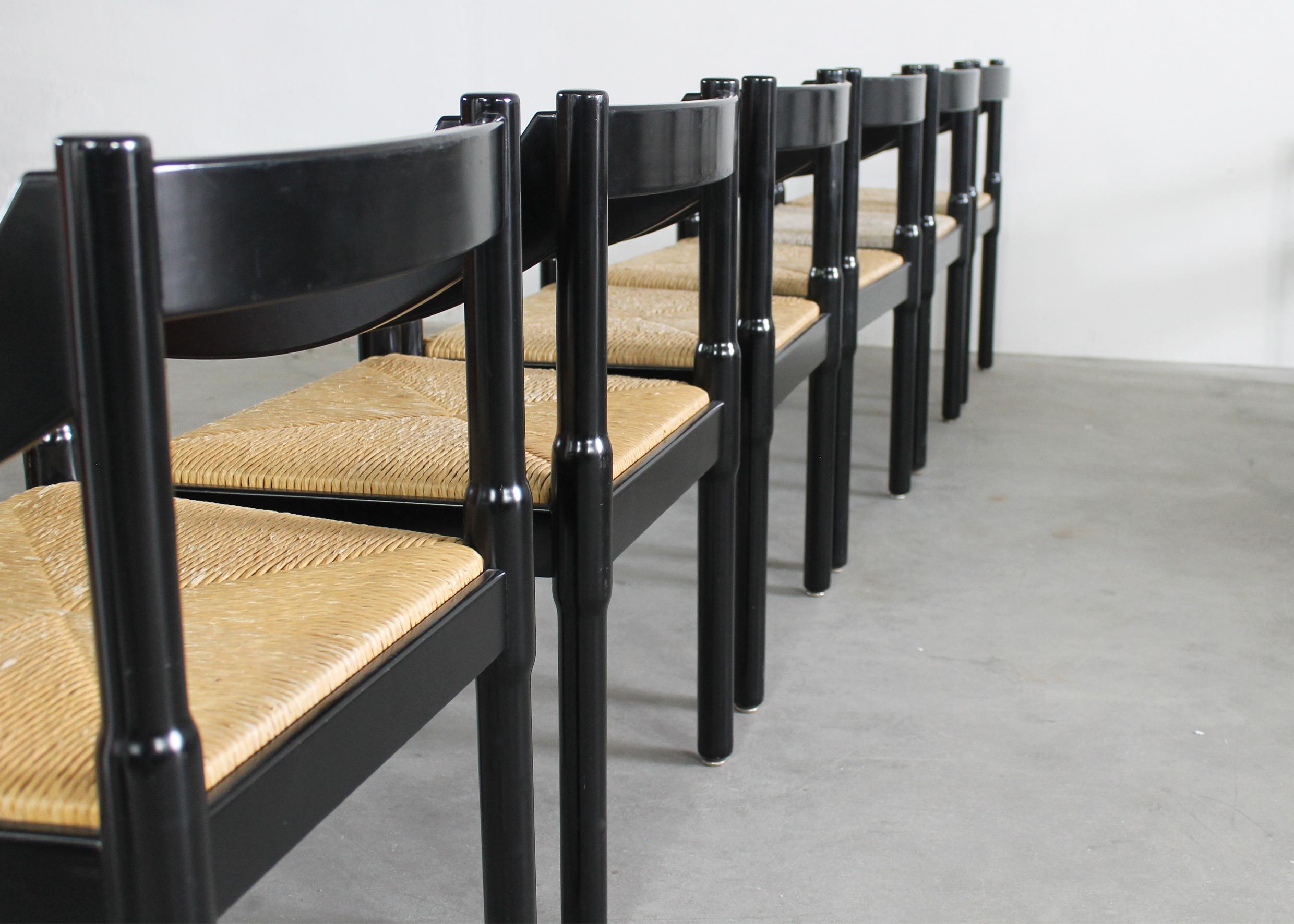 Vico Magistretti Set of Six Black Carimate Chairs by Cassina 1960s For Sale 3