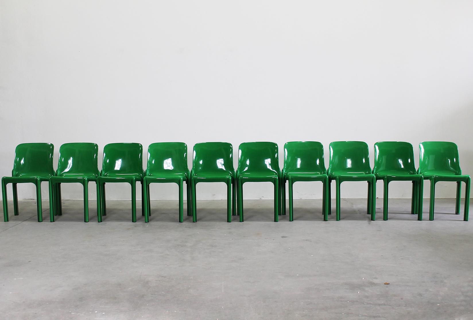 Set of ten Selene stackable chairs in green plastic, designed by Vico Magistretti in 1966 and produced by Arteminde Milano from the 1969 to the 1990.

The Selene chair was designed in 1966 by Magistretti to be produced in a plastic material, as he