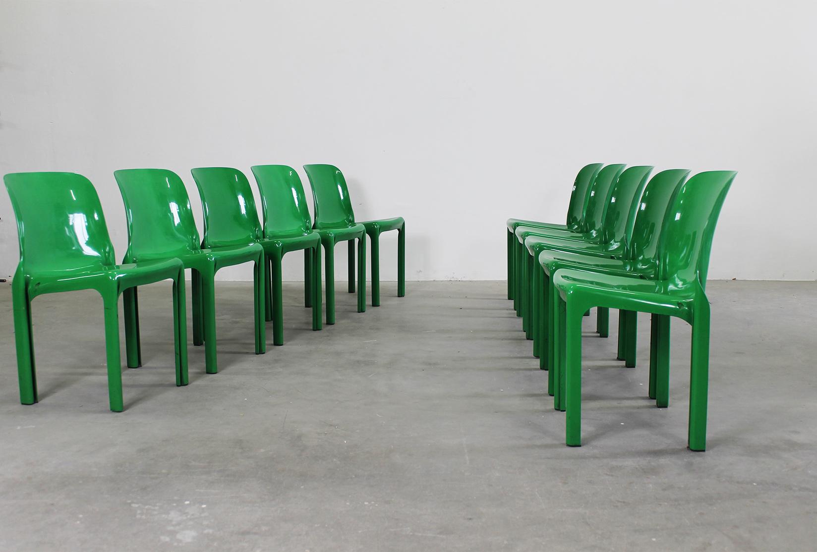 Post-Modern Vico Magistretti Set of Ten Green Selene Chairs by Artemide 1970s Italy