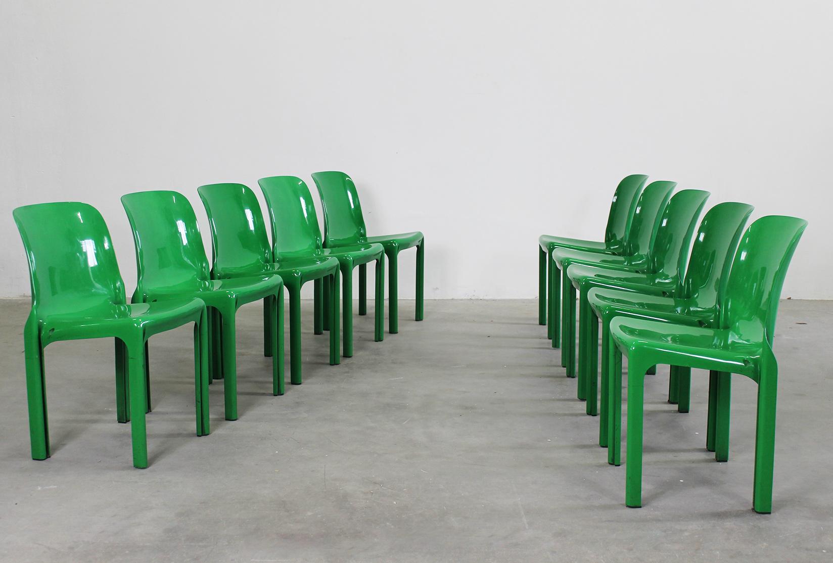 Italian Vico Magistretti Set of Ten Green Selene Chairs by Artemide 1970s Italy
