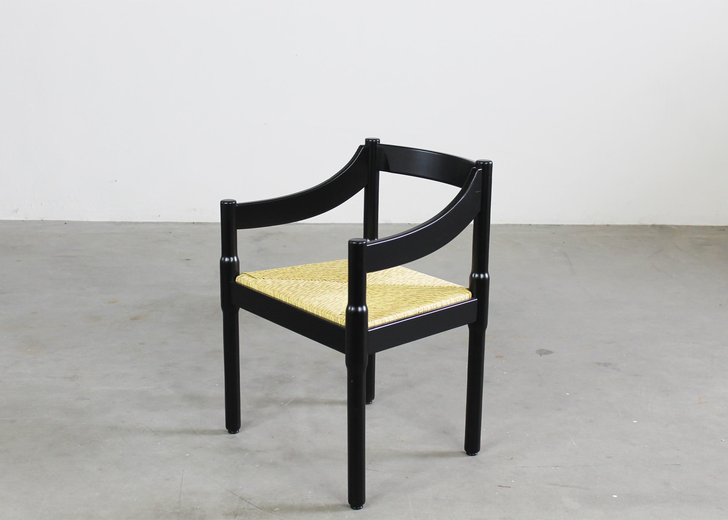 Vico Magistretti Set di dodici sedie nere di Cassina anni '60 in vendita 4