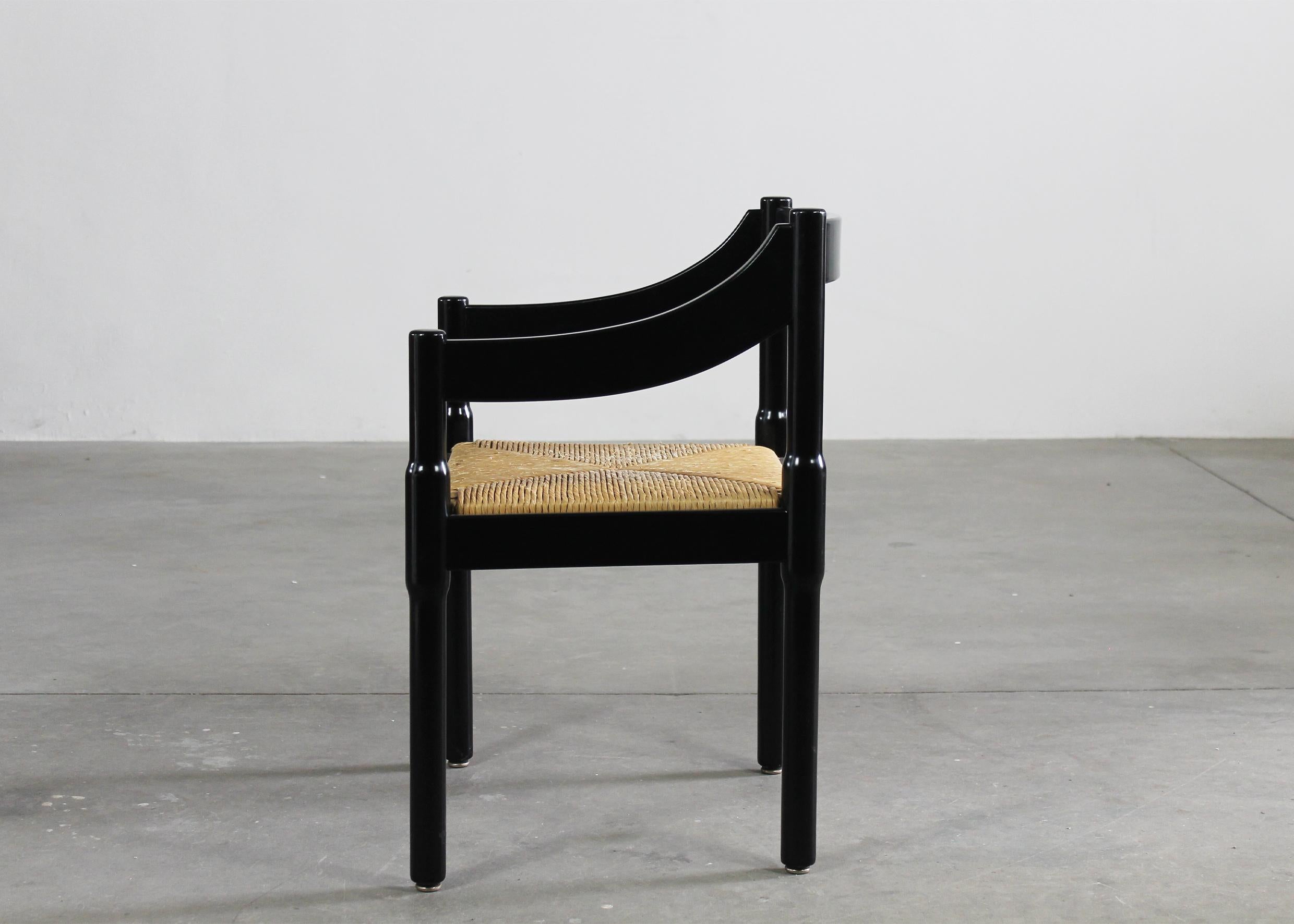 Vico Magistretti: Set aus zwölf schwarzen Carimate-Stühlen von Cassina, 1960er Jahre 1