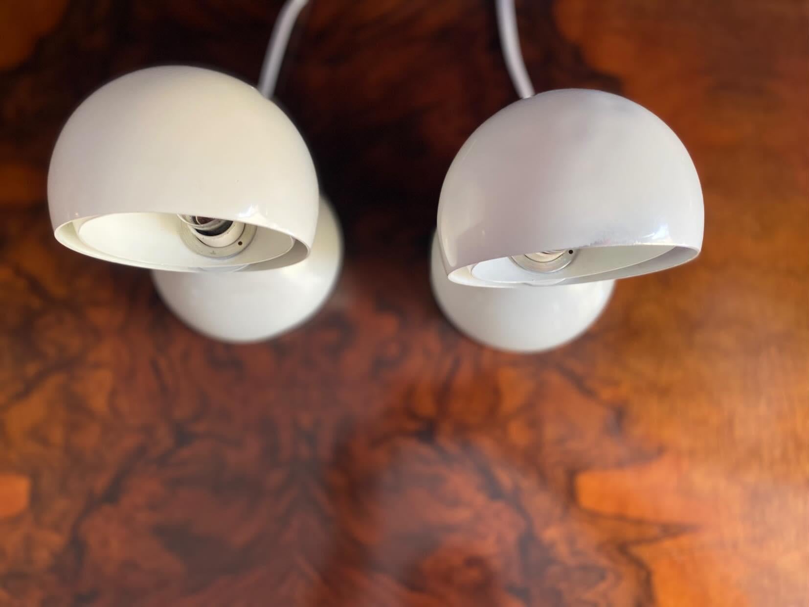 Vico Magistretti juego de dos lámparas Eclisse blancas primera edición para Artemide Italian en venta