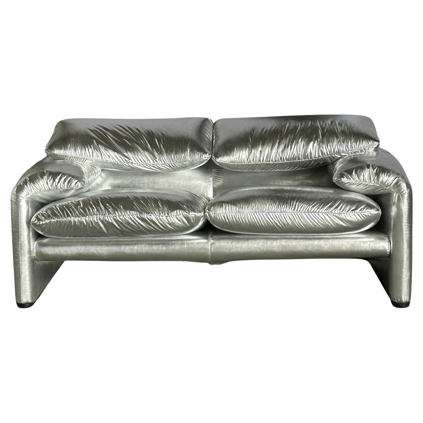 Vico Magistretti Silver Maralunga Canapé deux places pour Casssina en vente