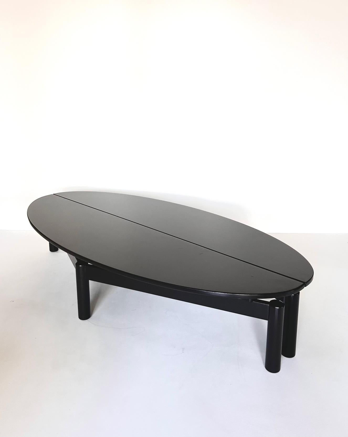 Wood Vico Magistretti Sinbad Coffee Table by Cassina, 1980's For Sale