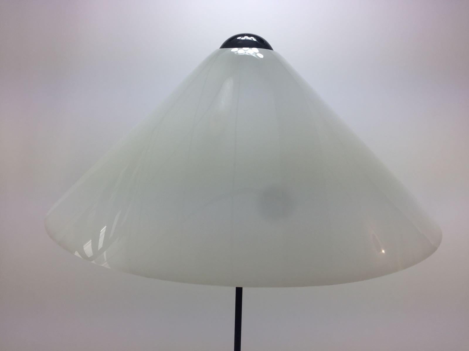 Vico Magistretti 'Snow' Floor Lamp for Oluce, Italy, 1973 For Sale 4