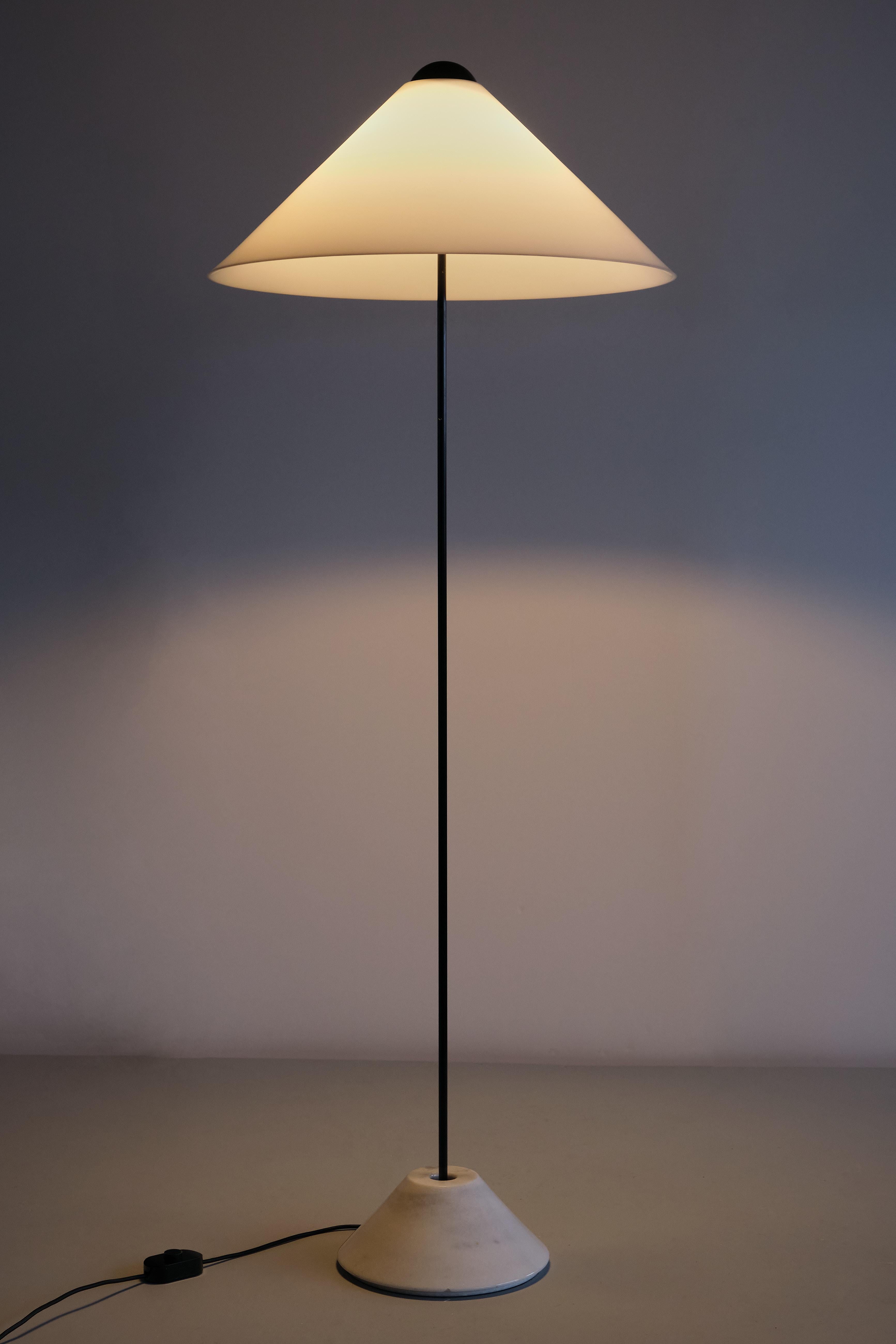 Steel Vico Magistretti 'Snow' Floor Lamp in Metal and Marble, Oluce, Italy, 1973 For Sale
