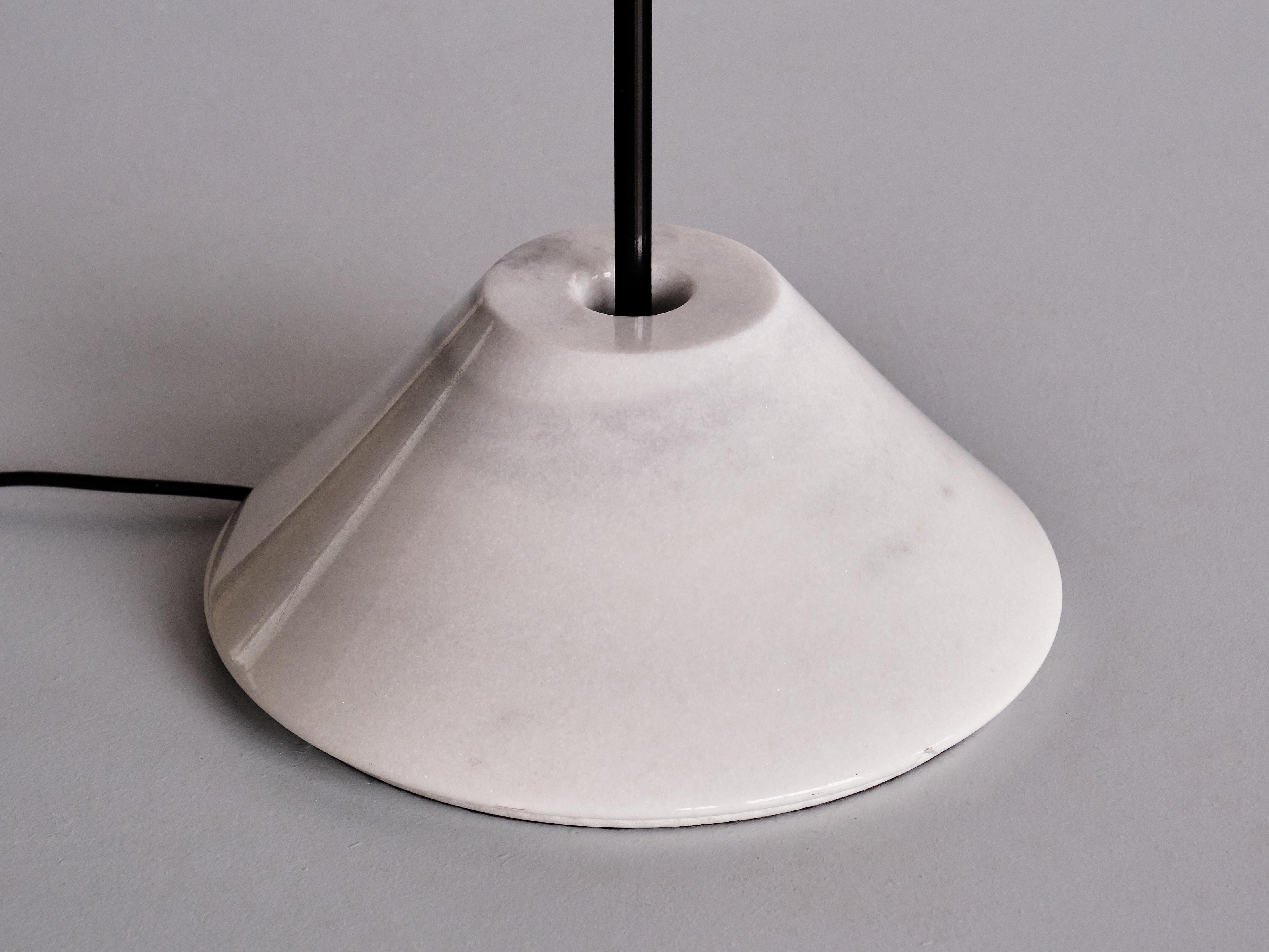 Vico Magistretti 'Snow' Floor Lamp in Metal and Marble, Oluce, Italy, 1973 For Sale 1