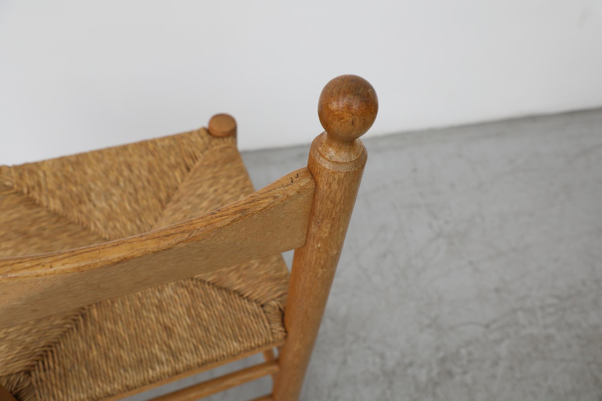 Chaise de salle à manger à trône en chêne et jonc unique de style Vico Magistretti en vente 3