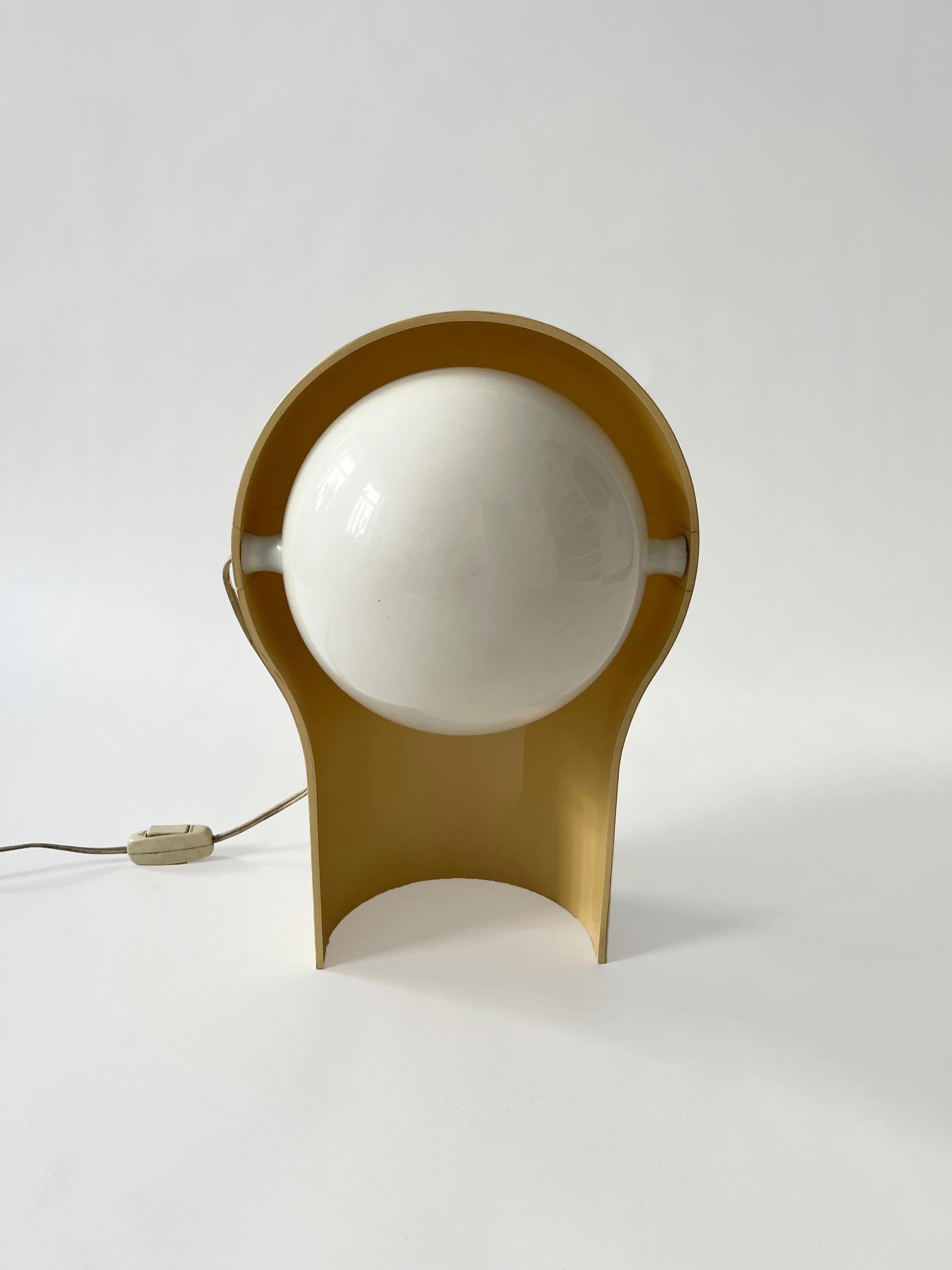 artemide telefono