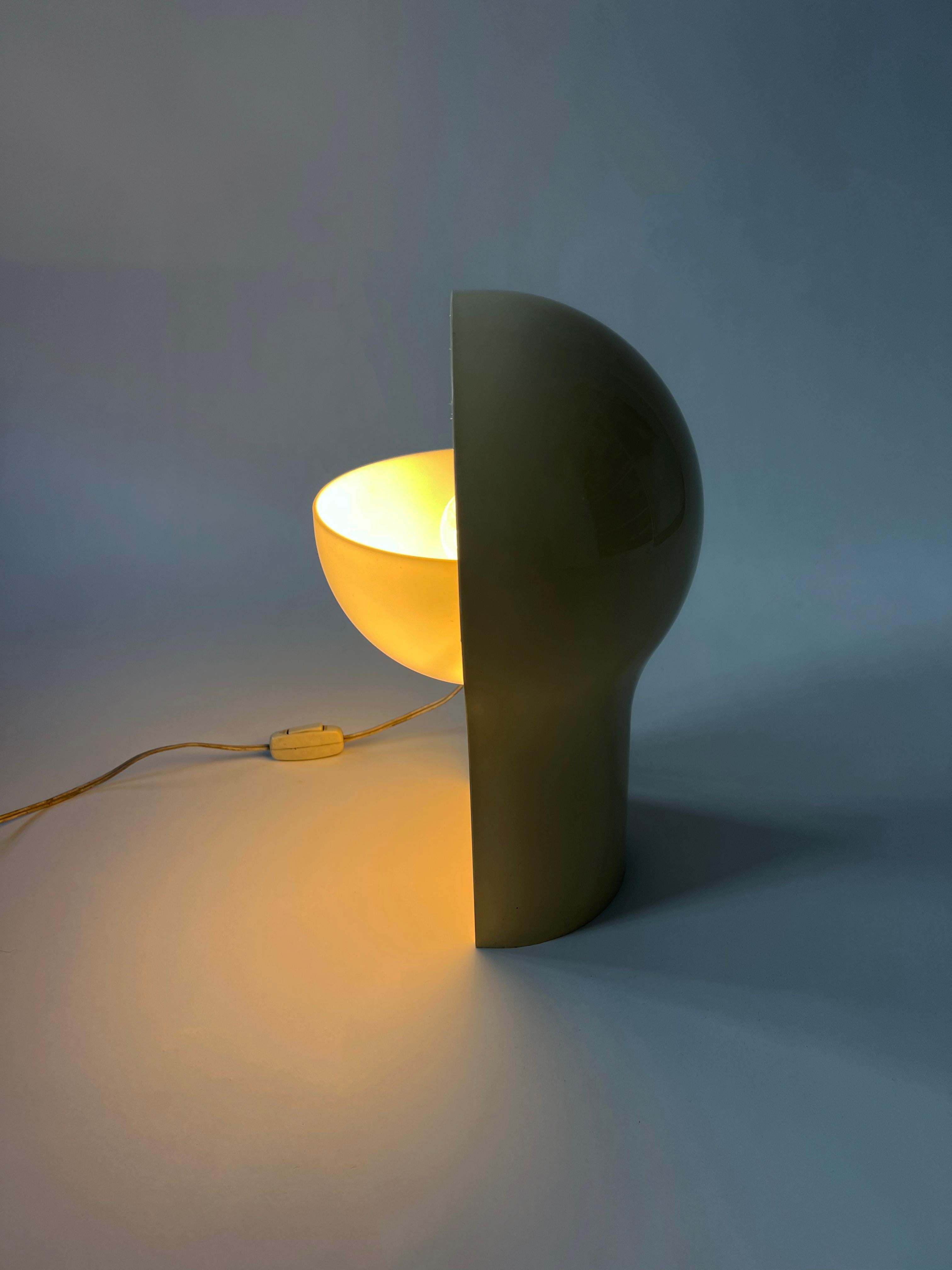 Vico Magistretti Telefono-Lampe für Artemide (Mitte des 20. Jahrhunderts)