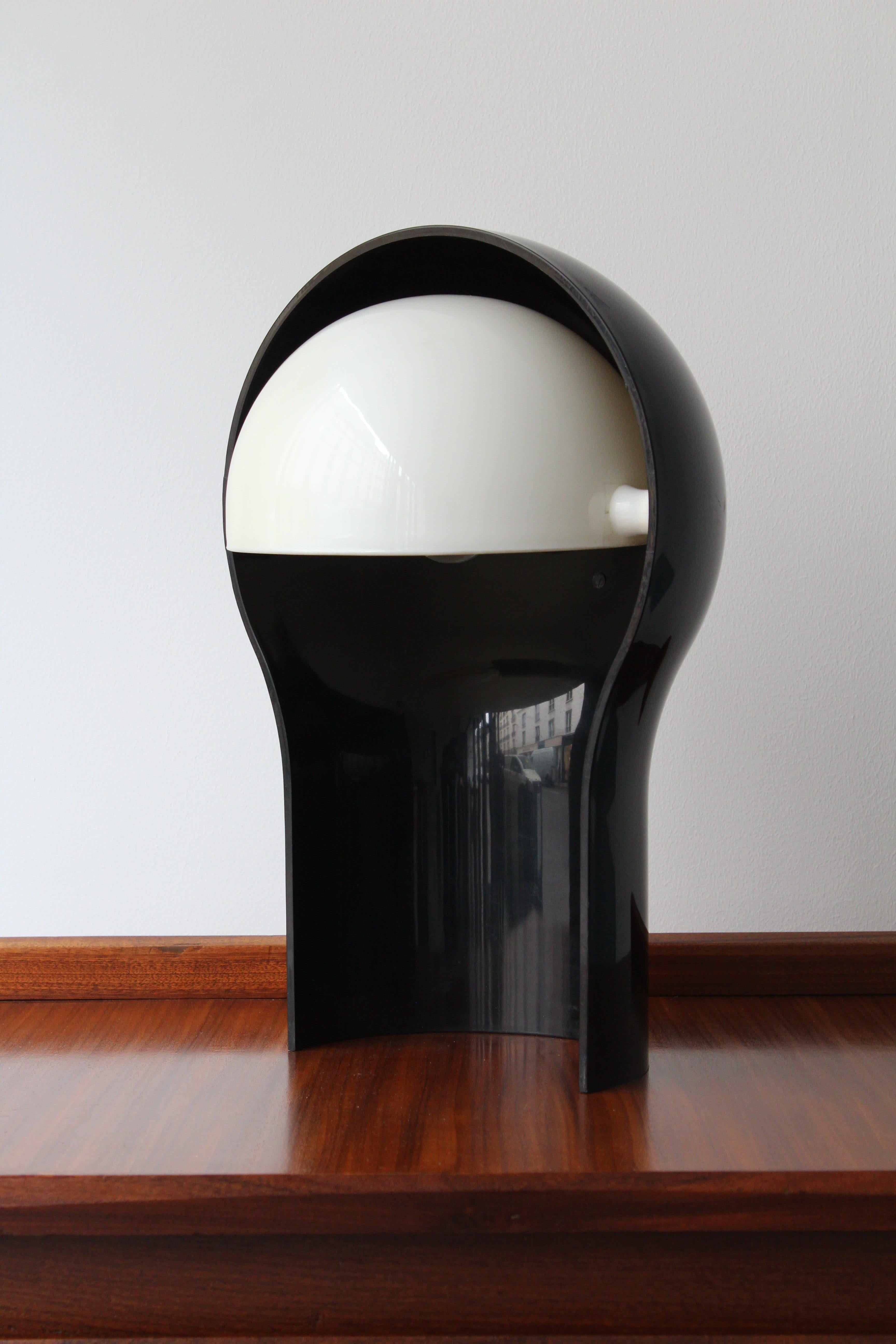 Mid-Century Modern Vico Magistretti “Telegono” lamp, 1960s For Sale