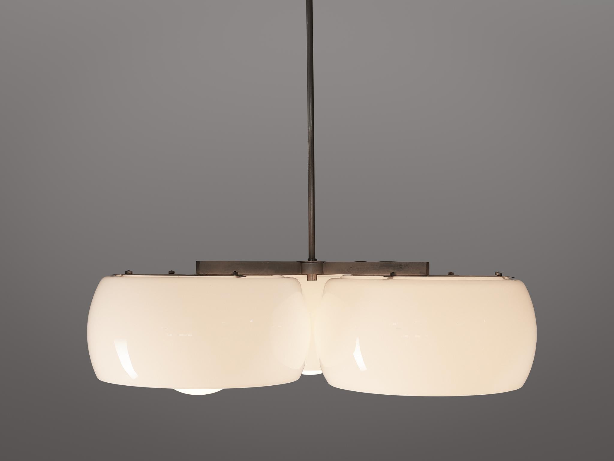 Vico Magistretti 'Triclinio' Chandelier for Artemide in Opaline Glass In Good Condition In Waalwijk, NL