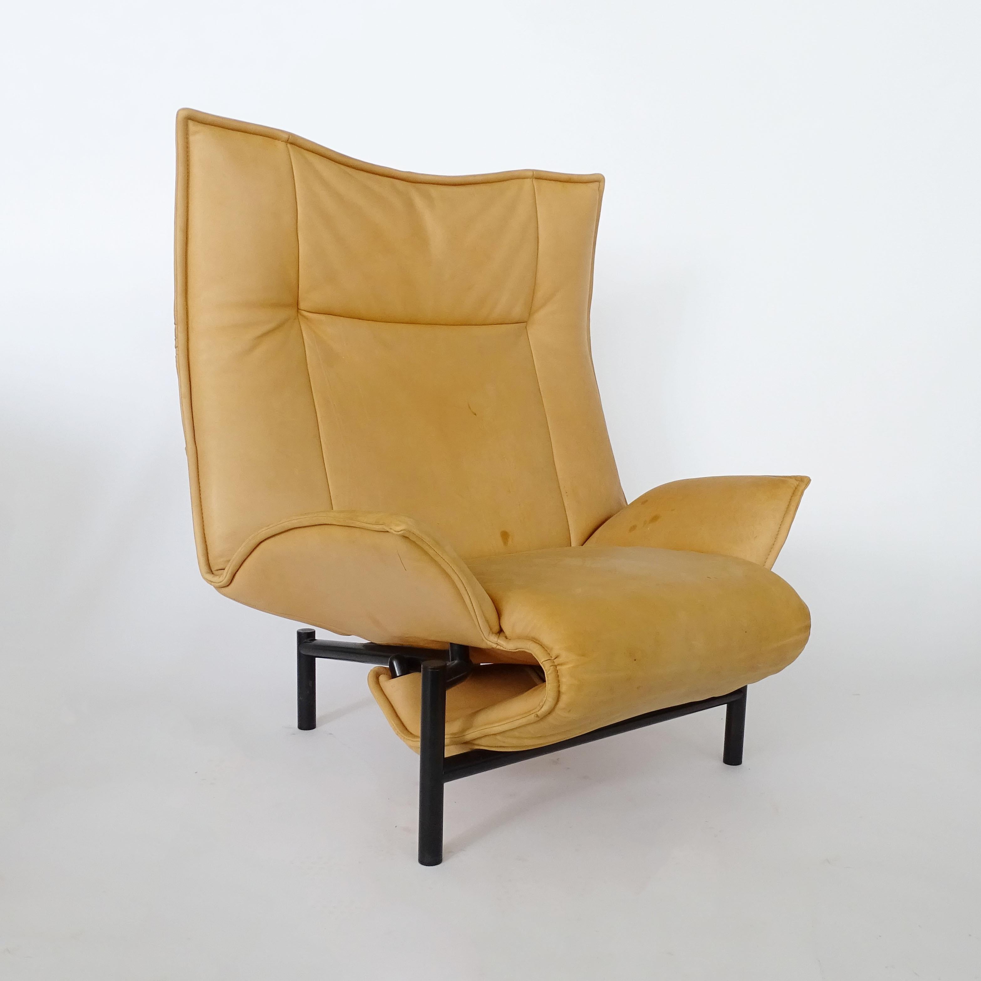 Post-Modern Vico Magistretti Veranda Lounge Chair for Cassina, Italy, 1980s For Sale