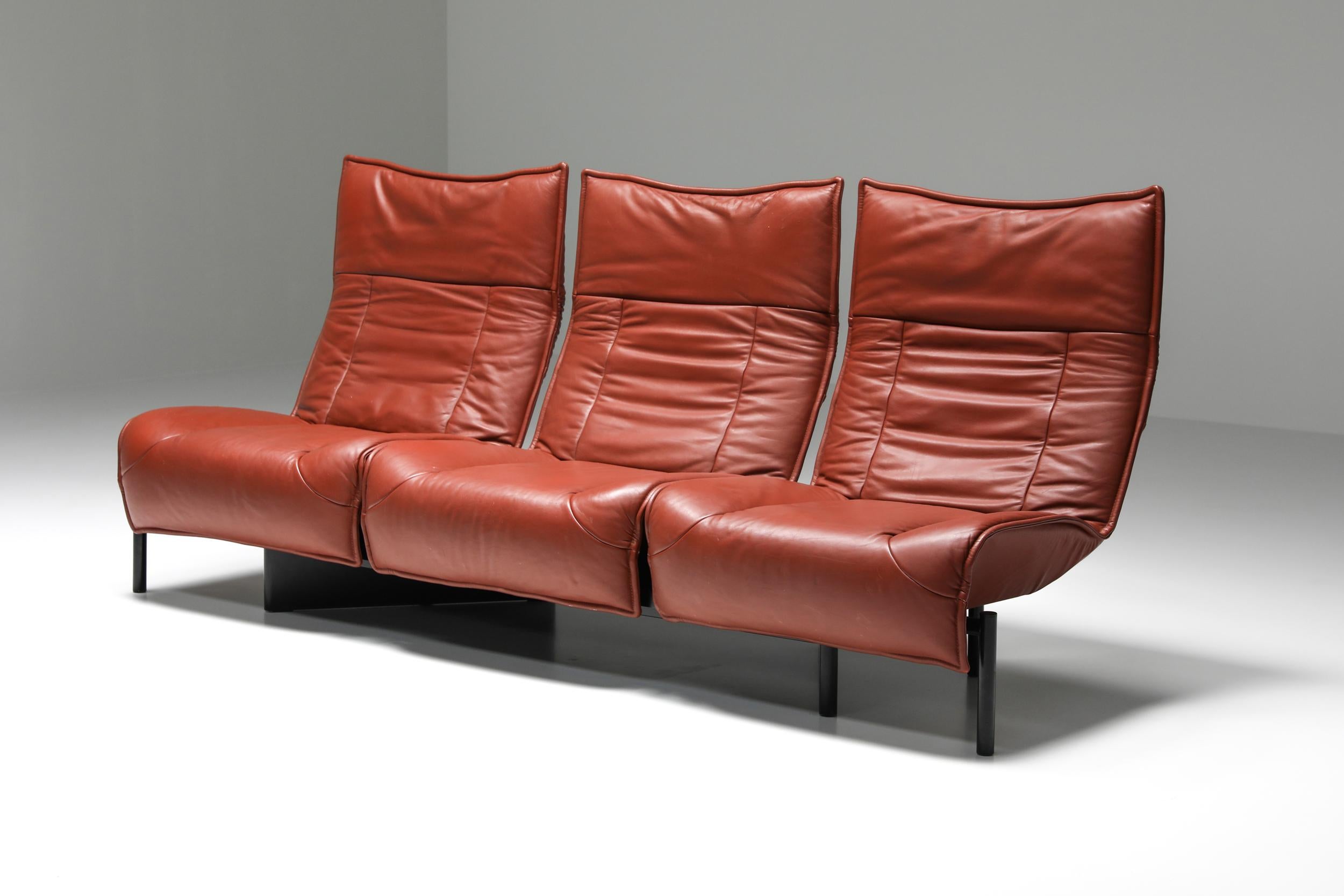 Vico Magistretti Veranda Sofa for Cassina, Italian Design, Leather, 1970's 4