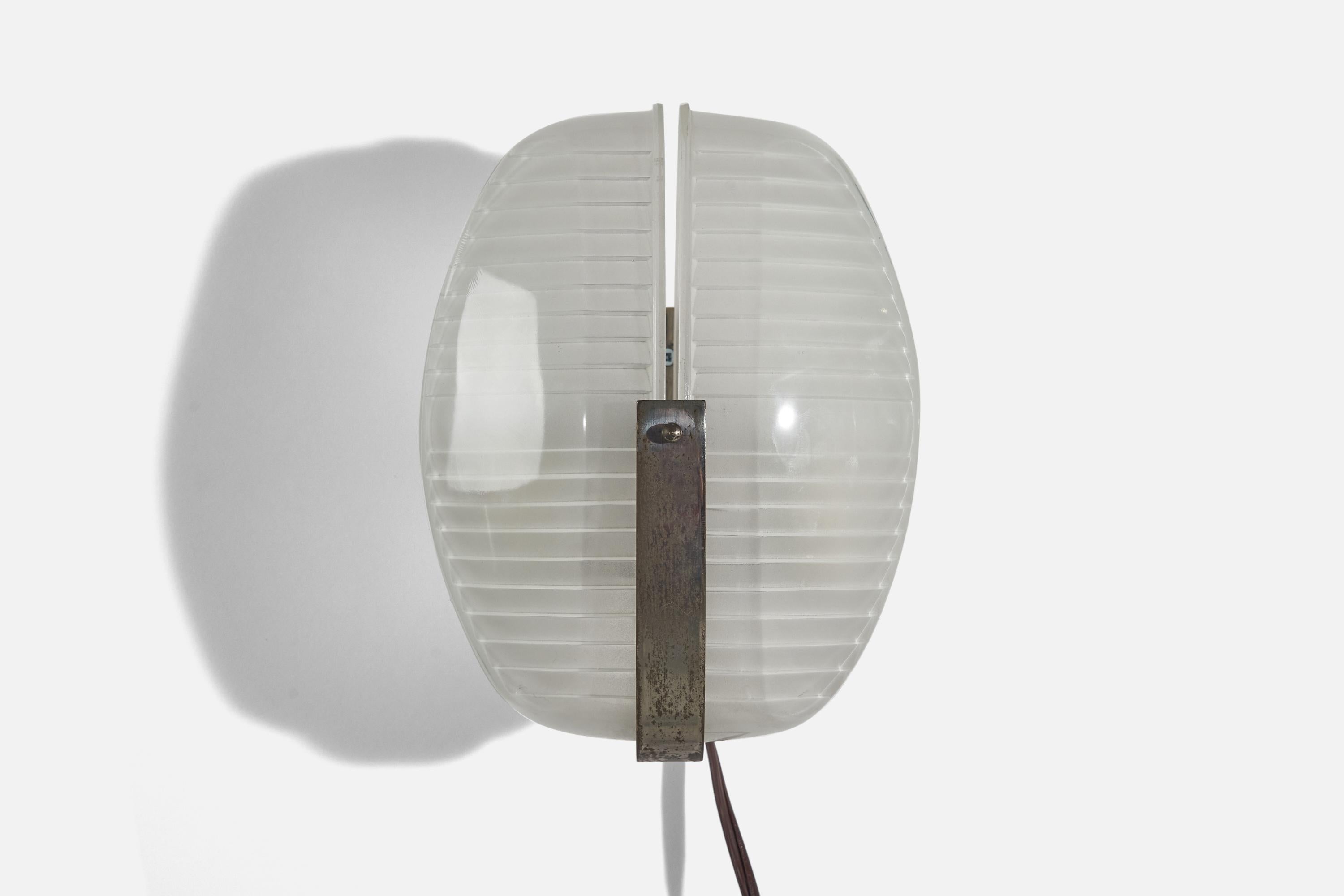 Mid-Century Modern Vico Magistretti, Wall Lights, Glass, Metal, Artemide, Italy, 1960s For Sale